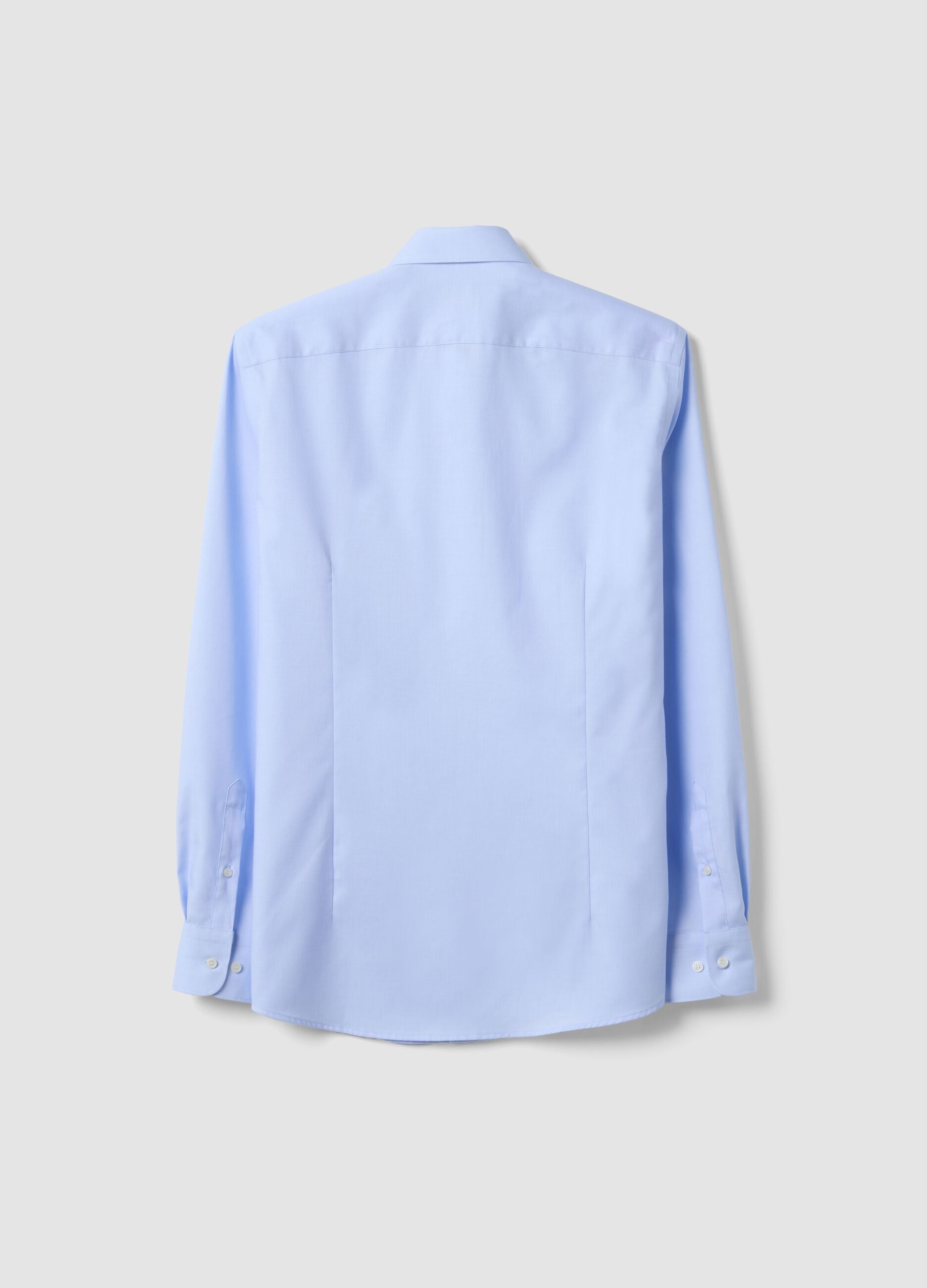 Light blue pure cotton shirt with classic collar, slim fit, non-iron
