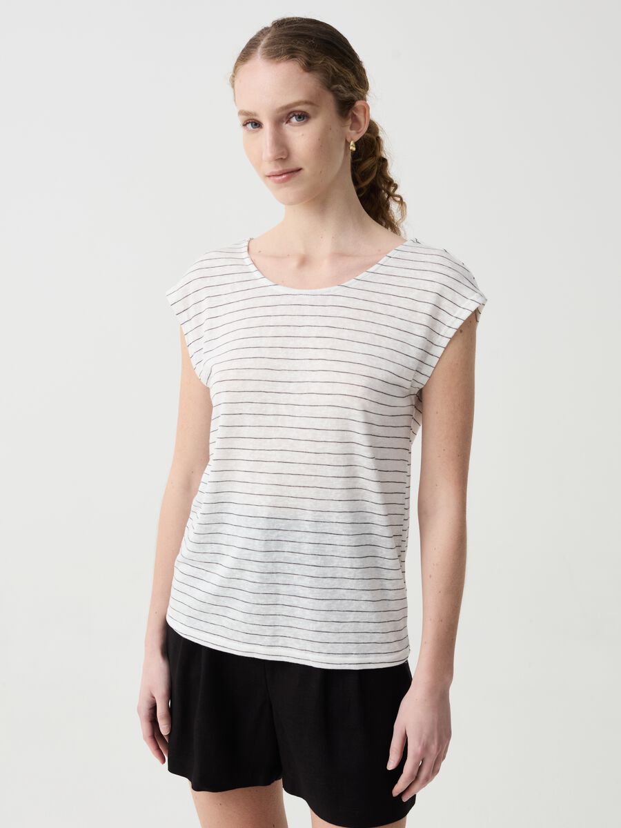 Striped T-shirt with cut-out detail and knot_2