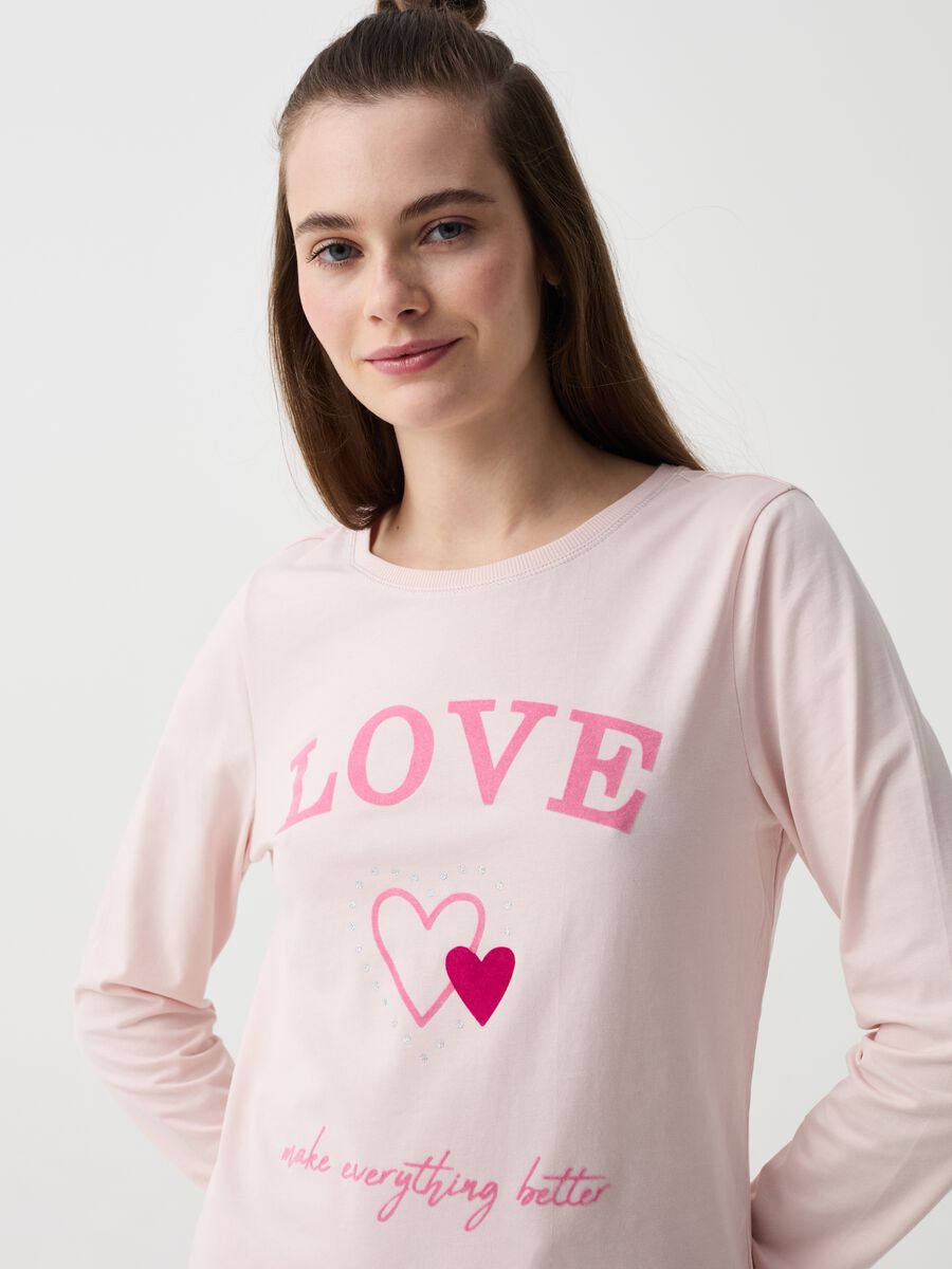 Pijama de algodón orgánico con estampado amor_1
