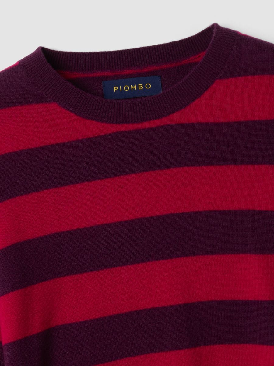 Maglia rossa in pura lana a righe con girocollo_1