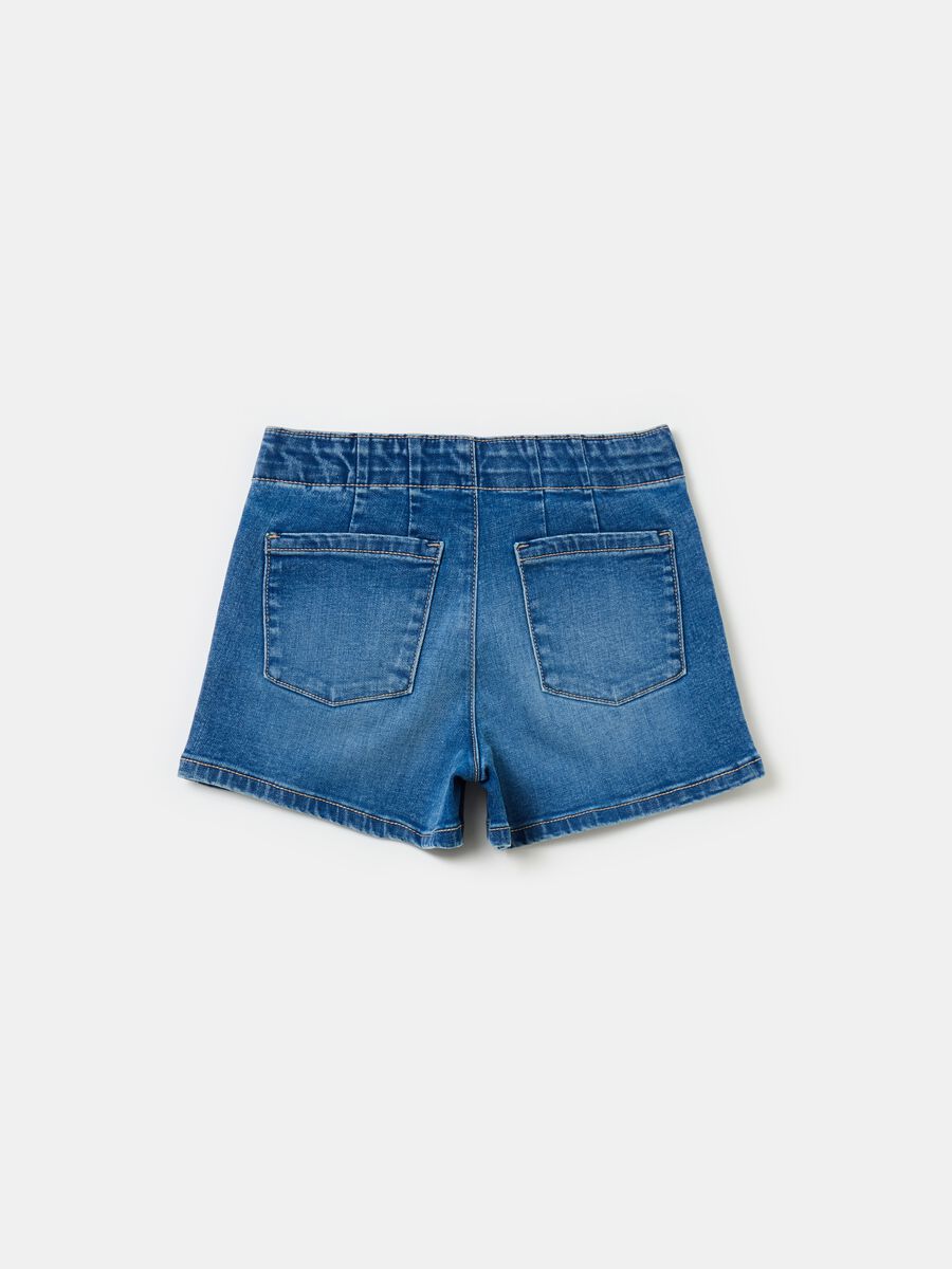Denim shorts with pockets_1