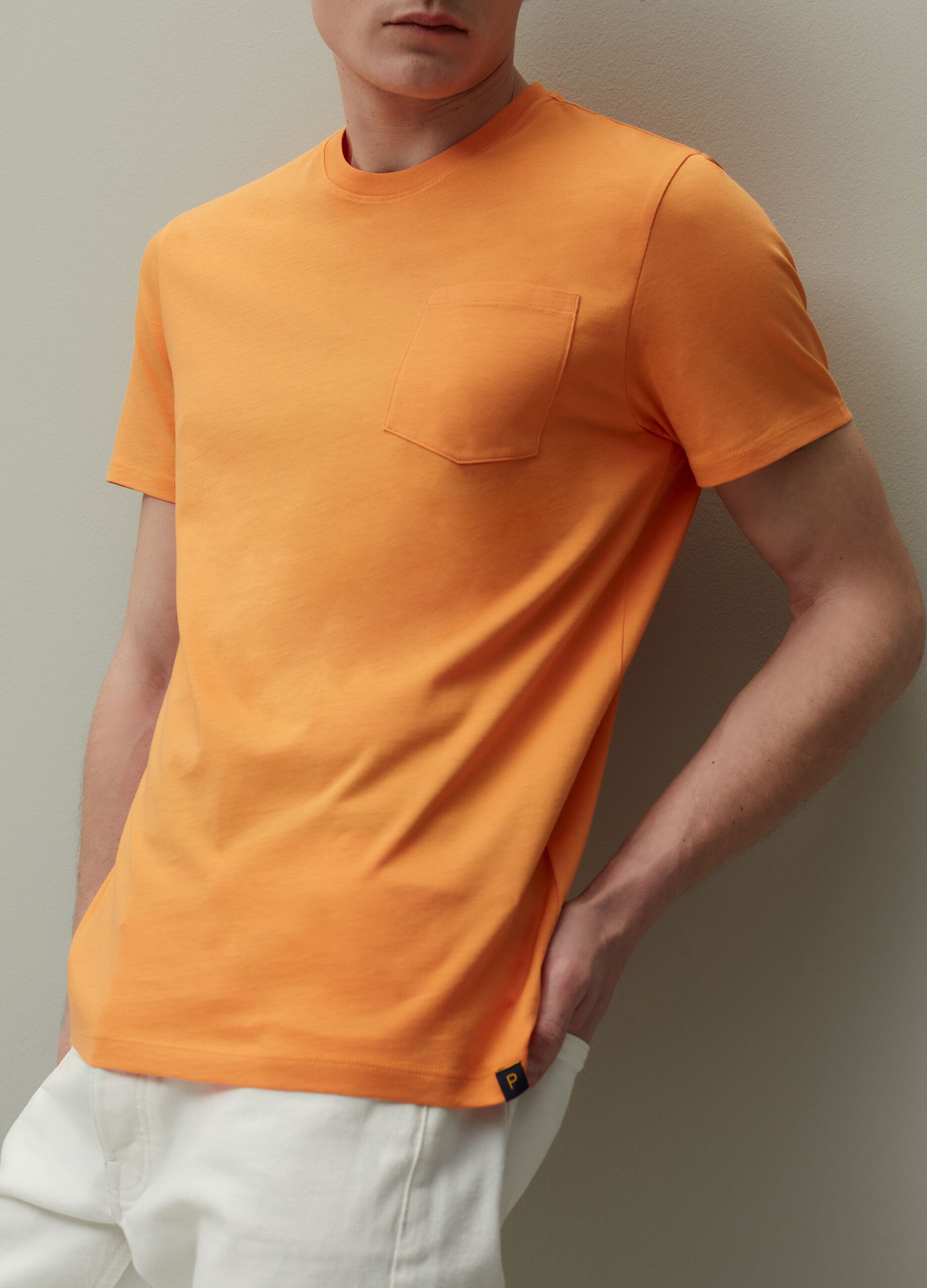 Camiseta de algodón Supima con bolsillo
