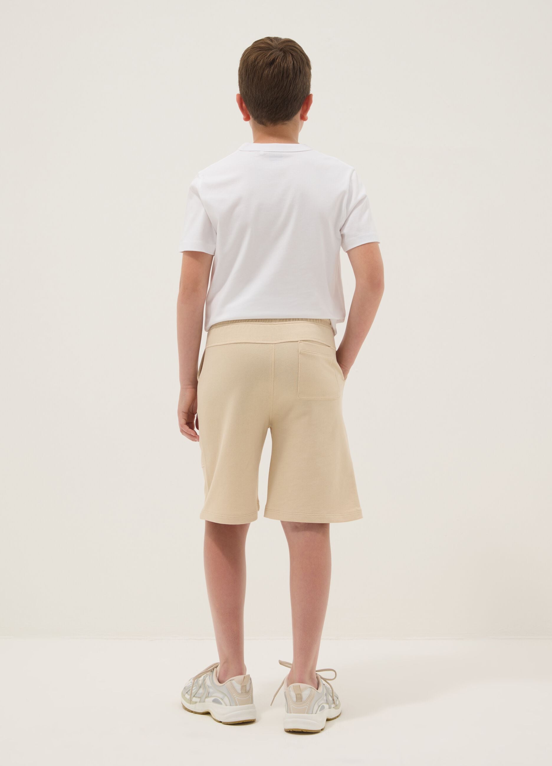 Beige Shorts aus reiner Baumwolle f&uuml;r Jungen, Comfort Fit