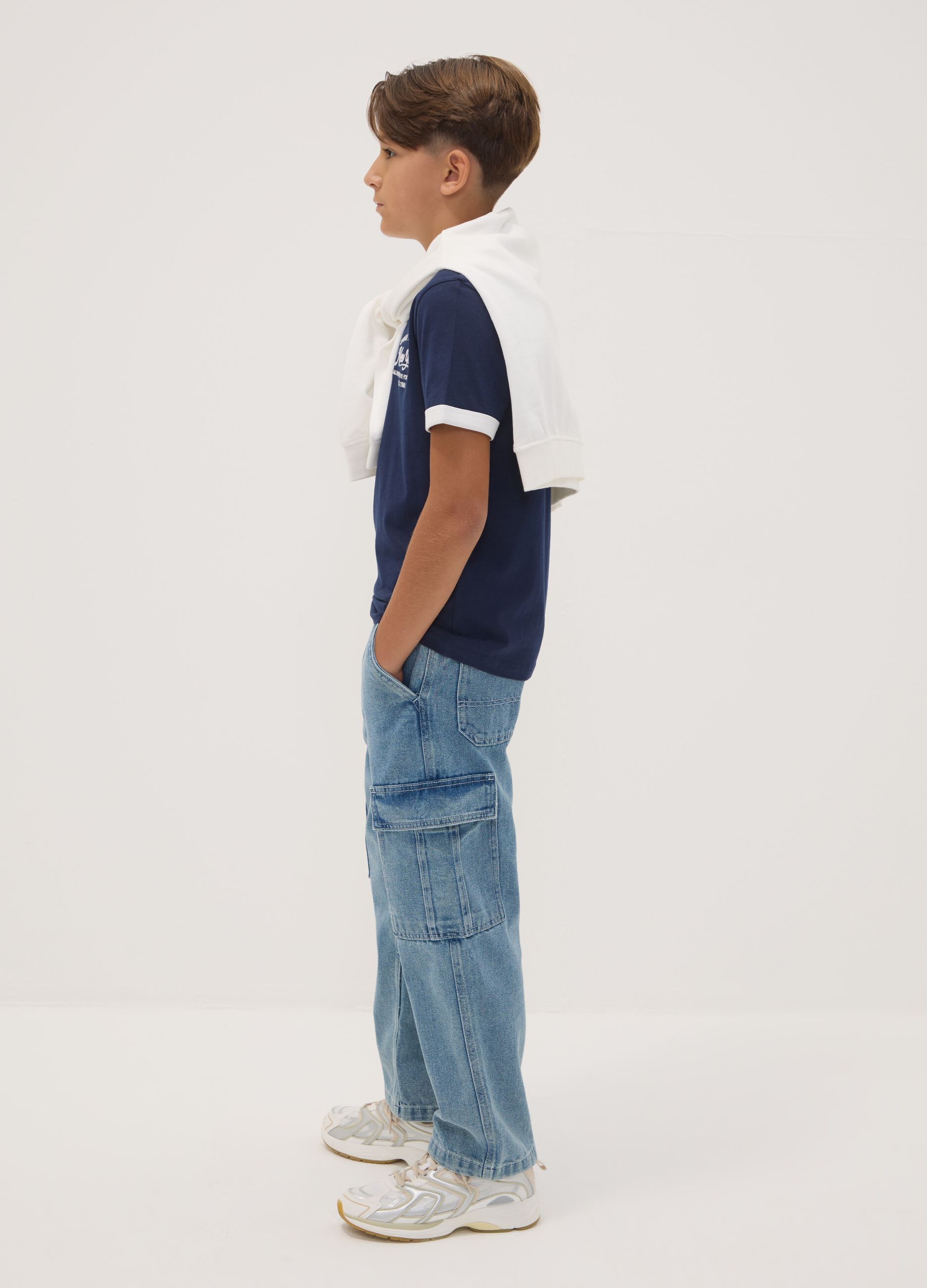 Light blue denim cargo jeans in cotton-viscose blend, straight fit