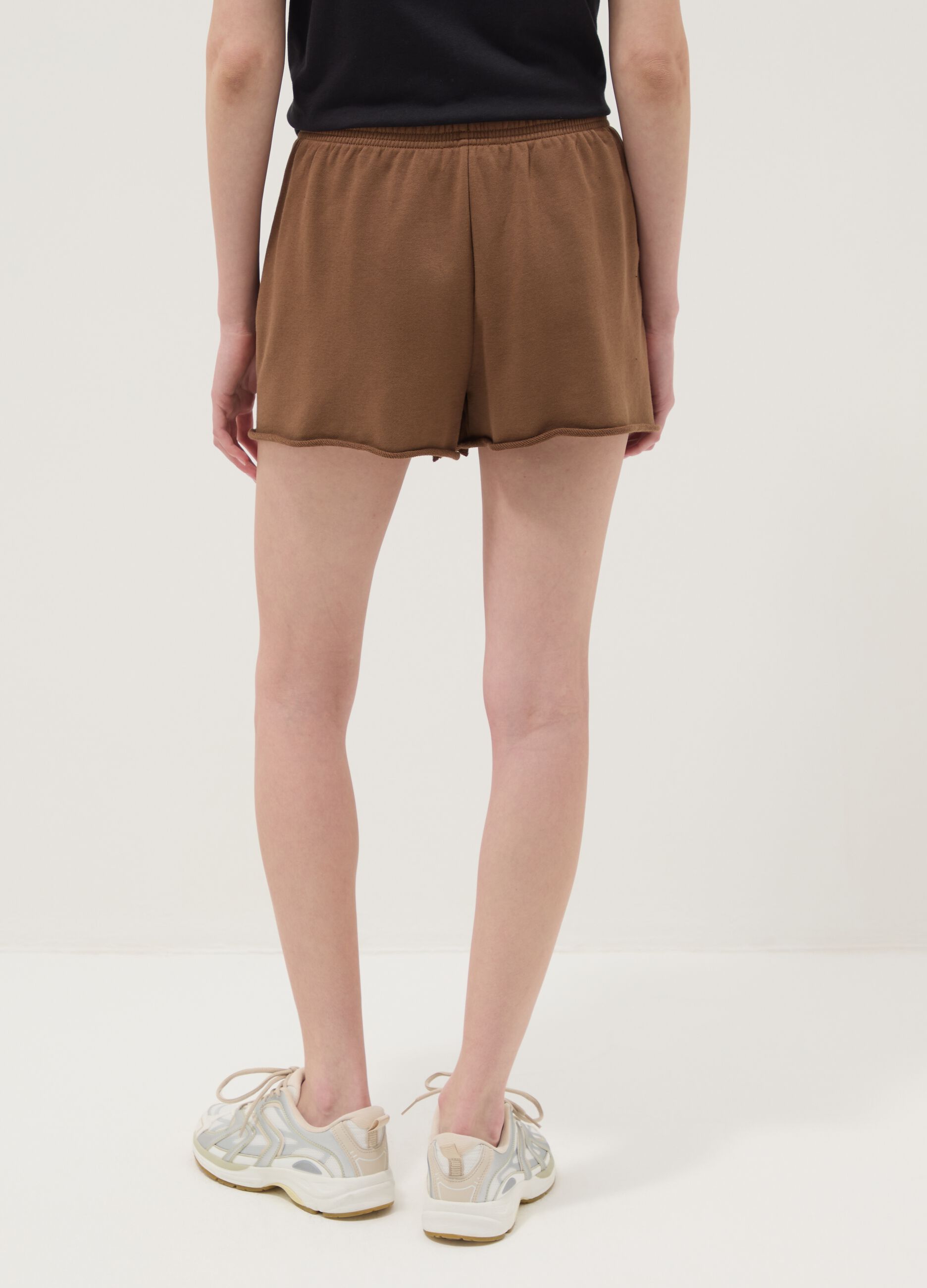 Brown cotton-blend shorts with elasticated waistband