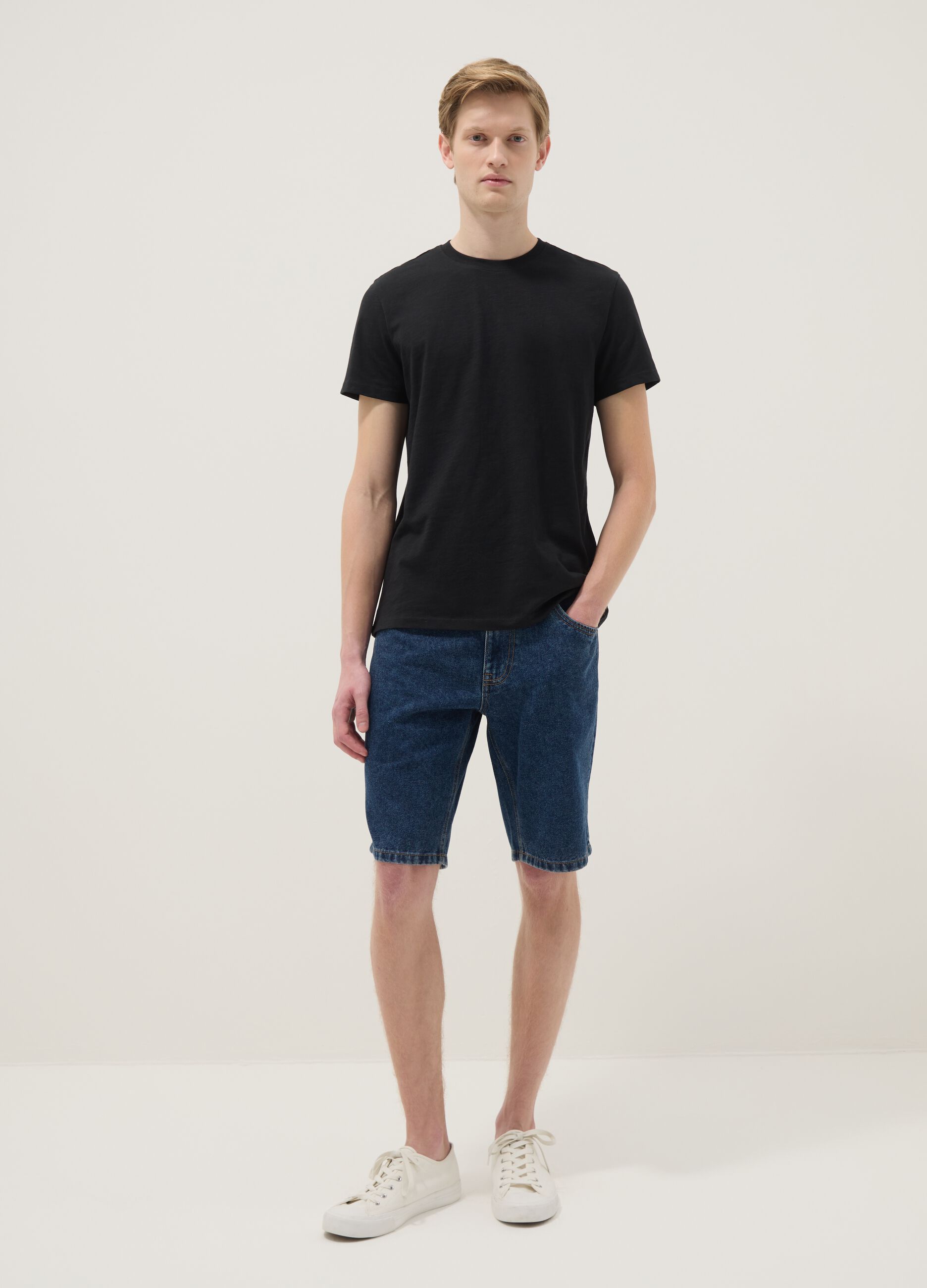 Black pure cotton short sleeve T-shirt regular fit
