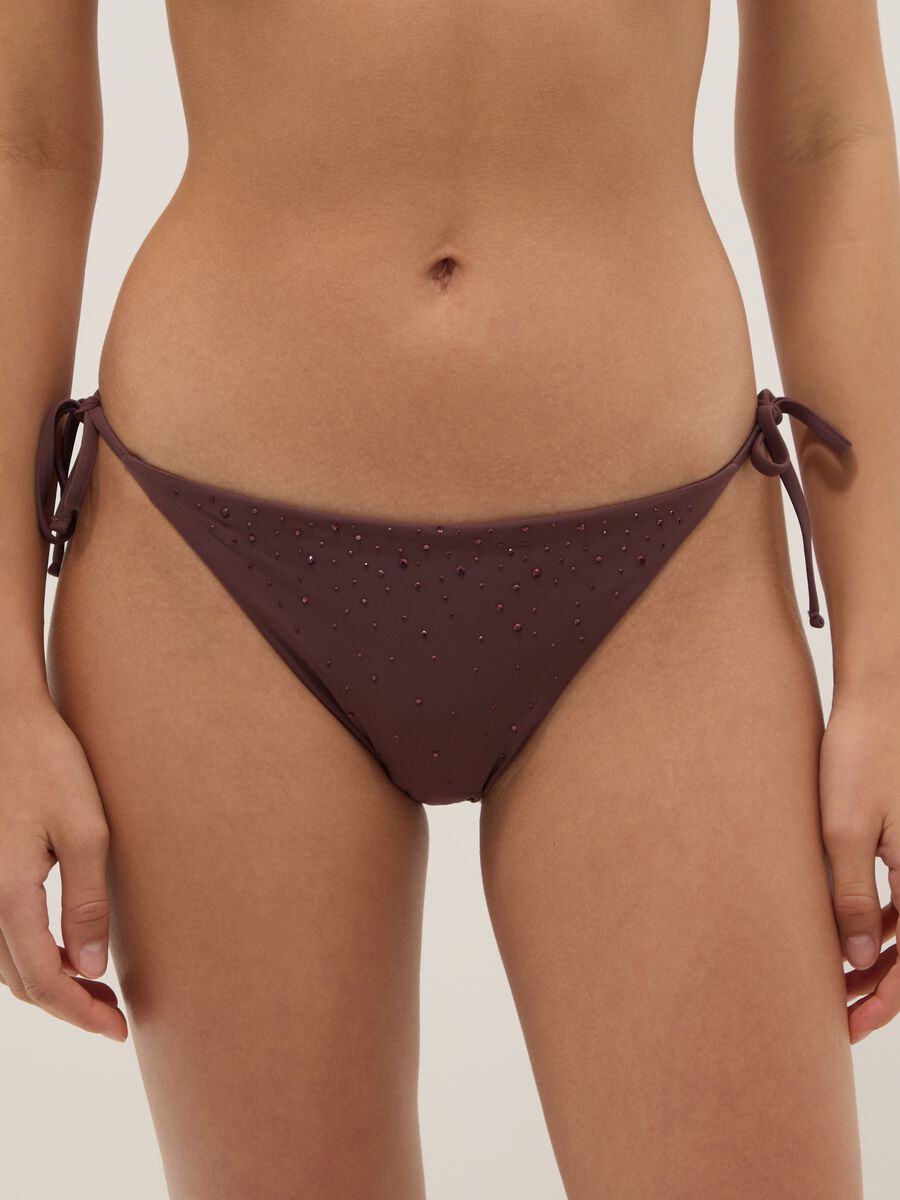Braunes, elastisches Bikinih&ouml;schen mit glitzernden Details_1