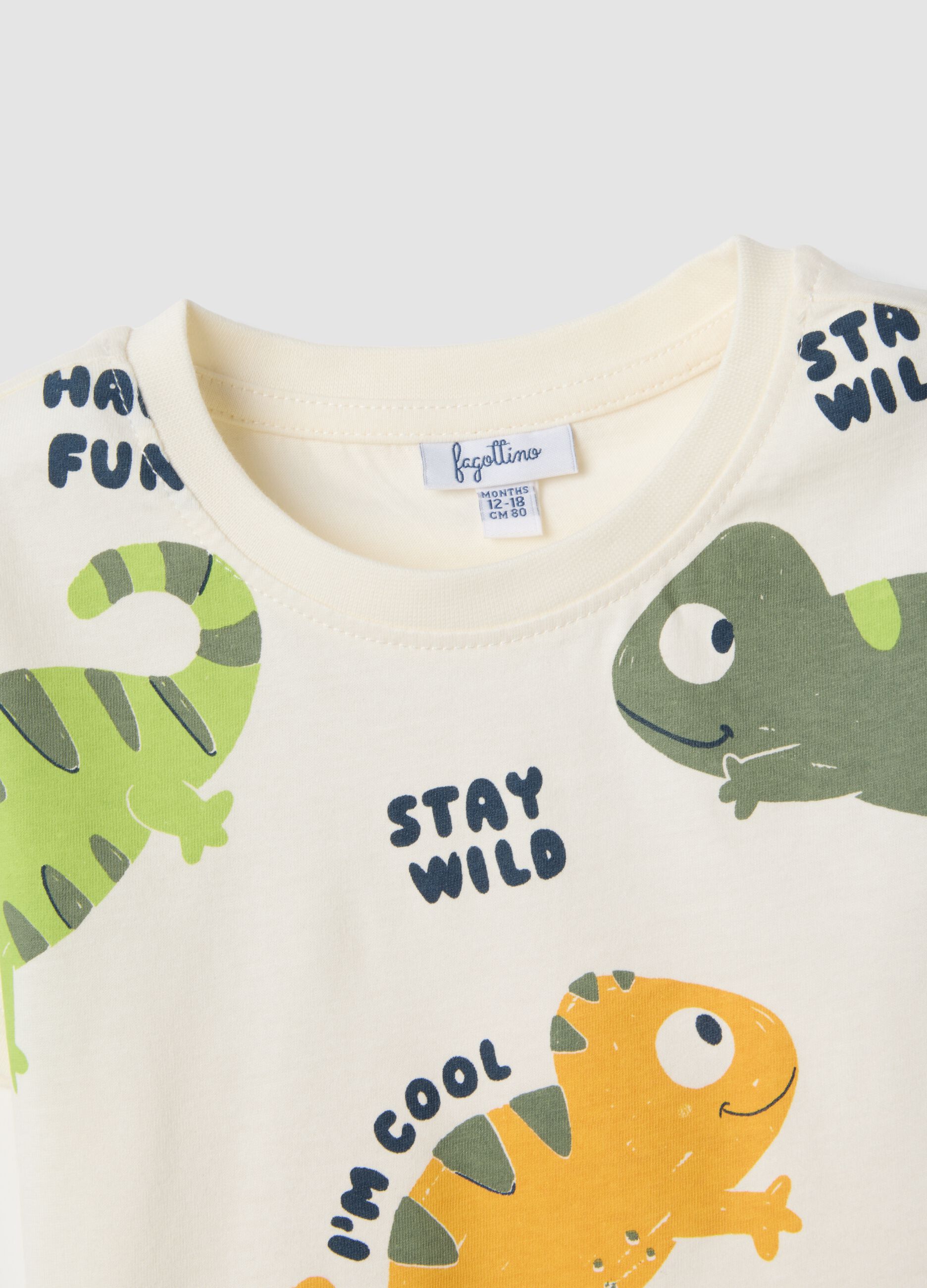 White and green pure cotton set with T-shirt and shorts