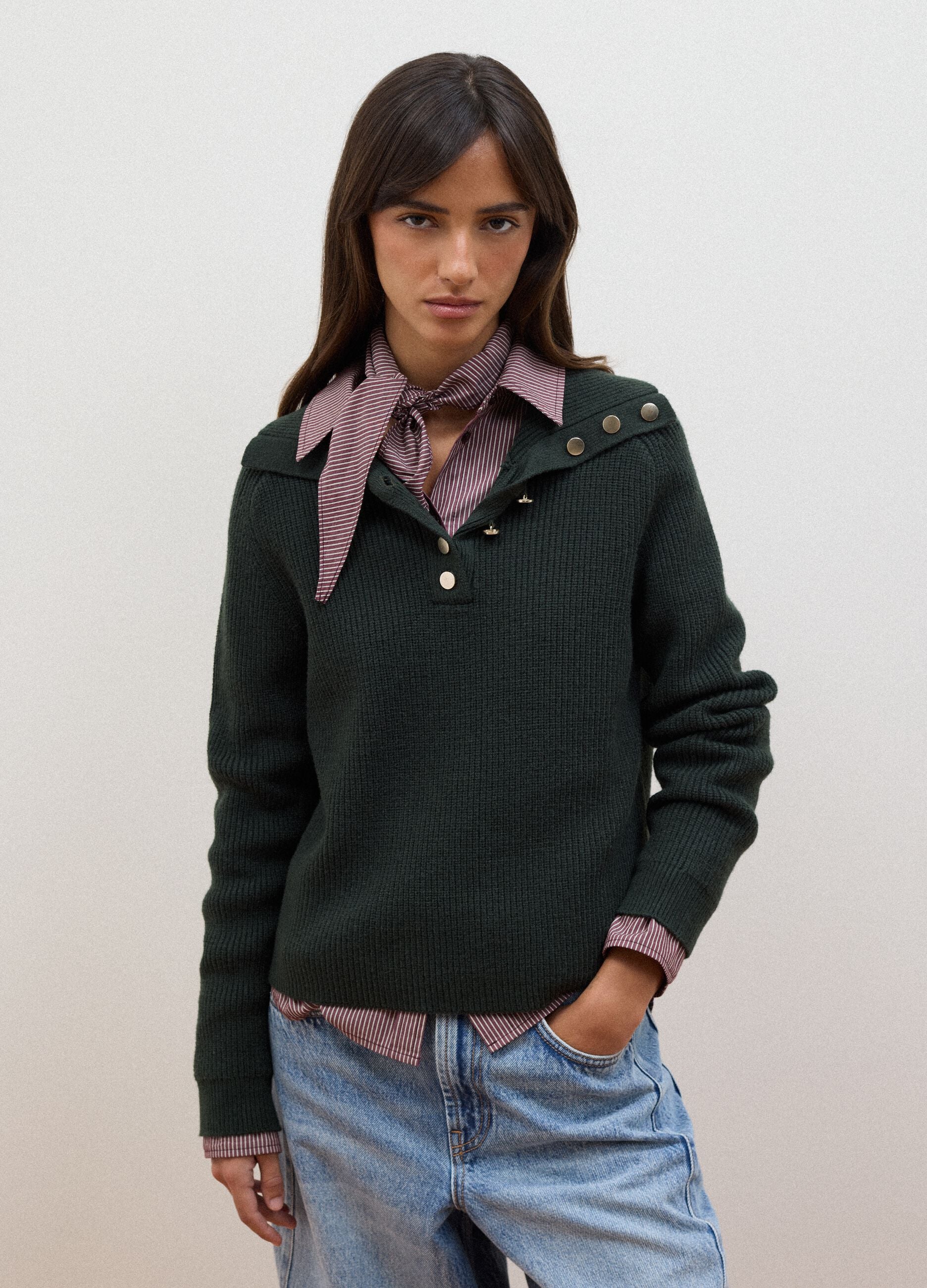 Green ribbed viscose-blend top with collar