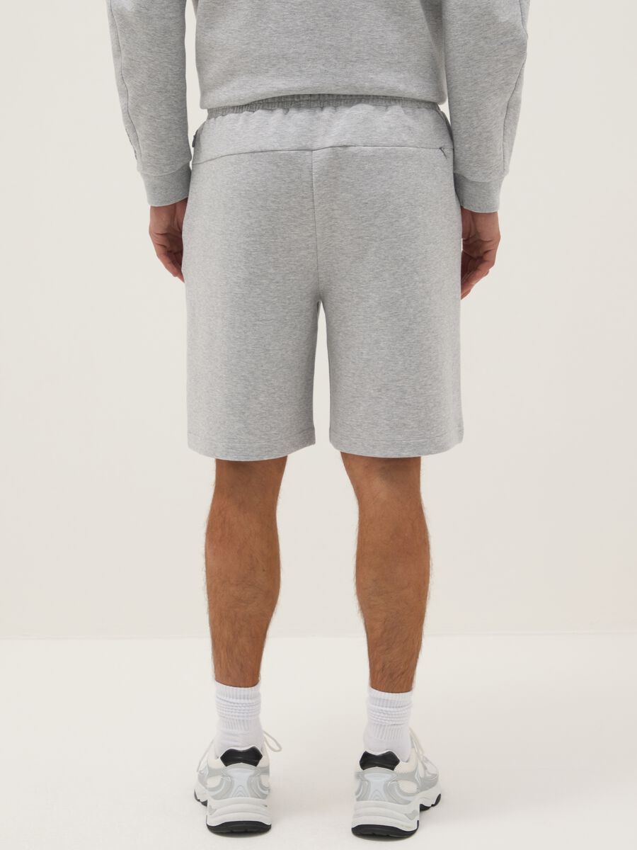 Grey Stretch Cotton Regular Fit Bermuda Shorts_2