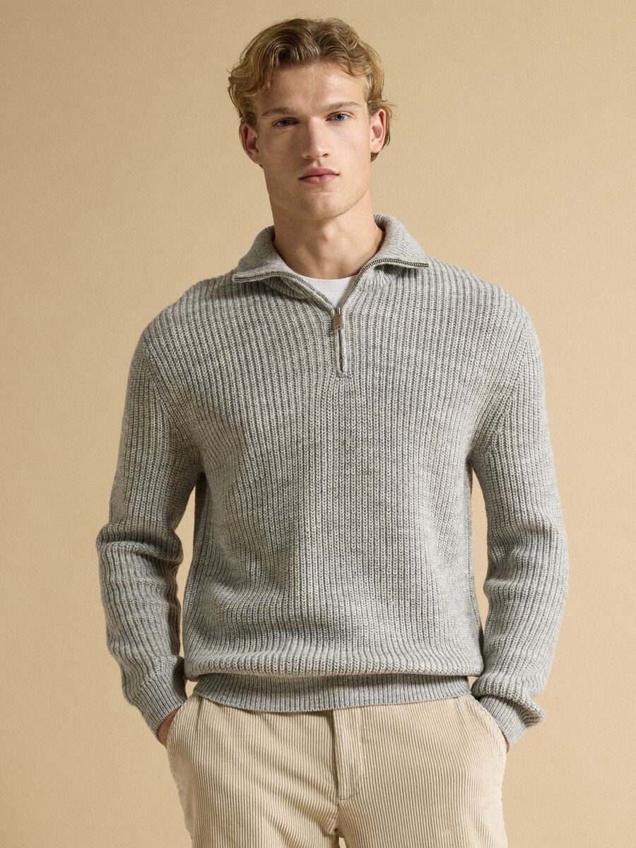 Light grey wool-blend jumper with collar, regular fit_1