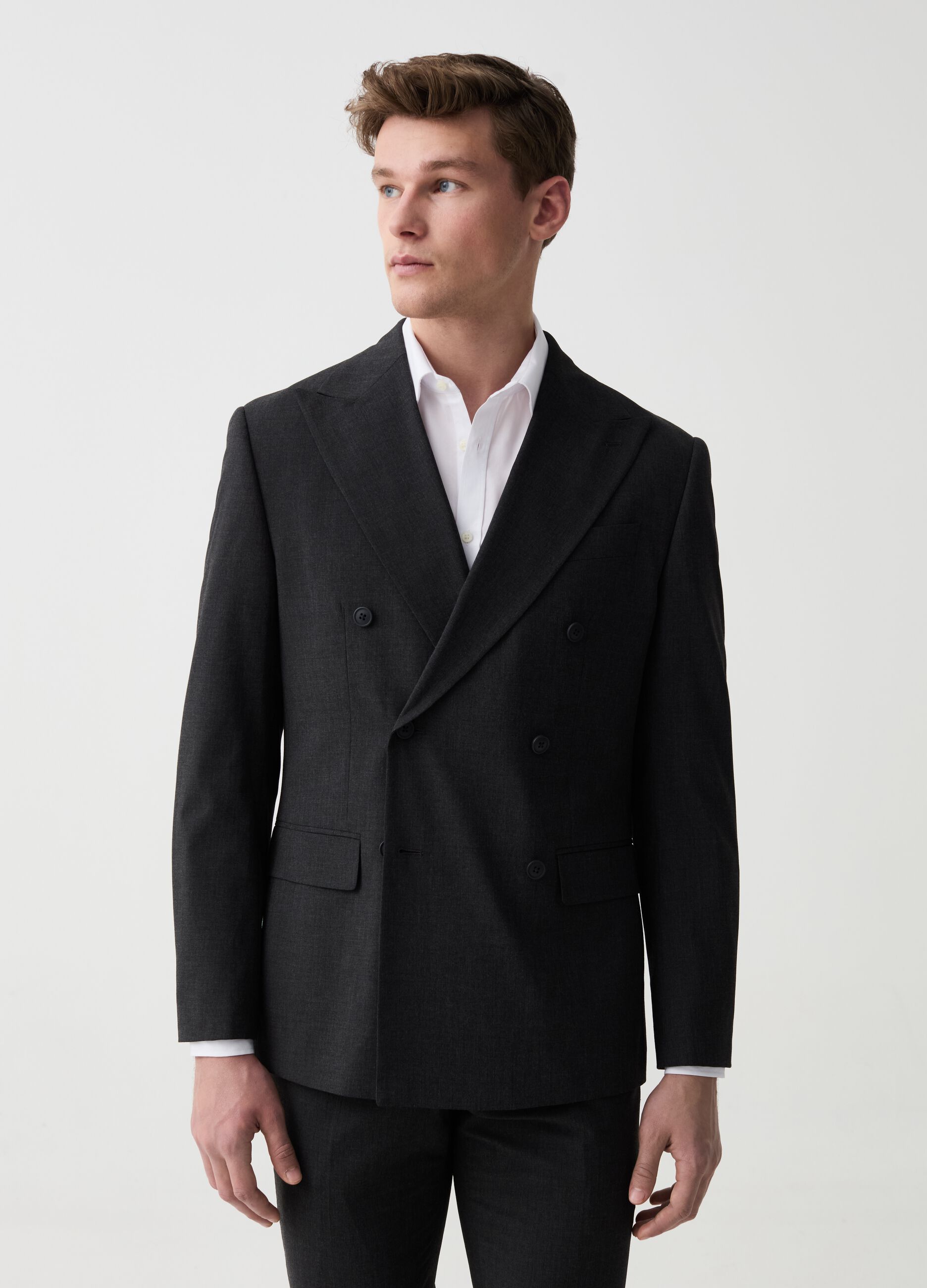 Easy-fit double-breasted suit