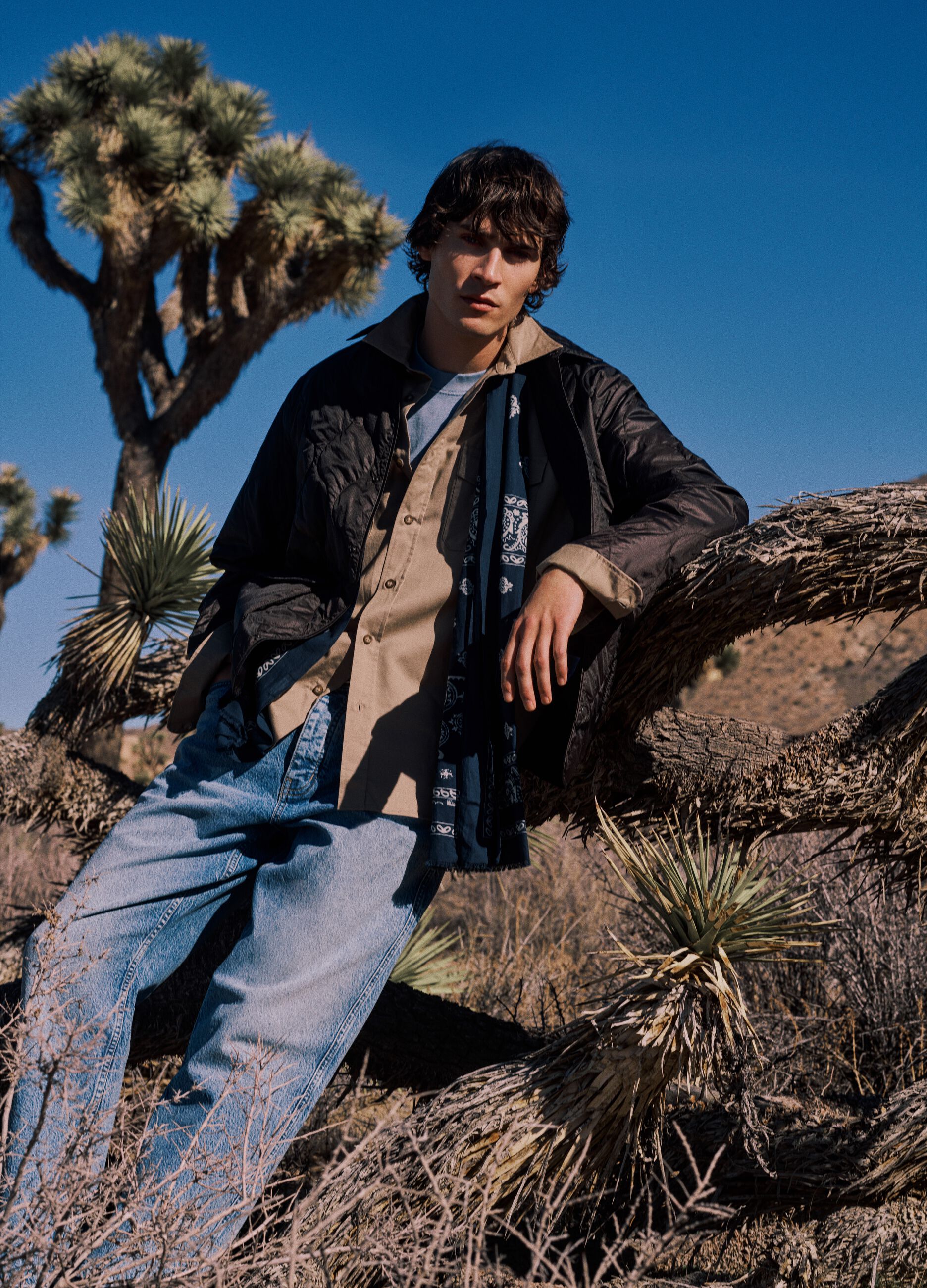 Brown husky jacket regular fit with zip