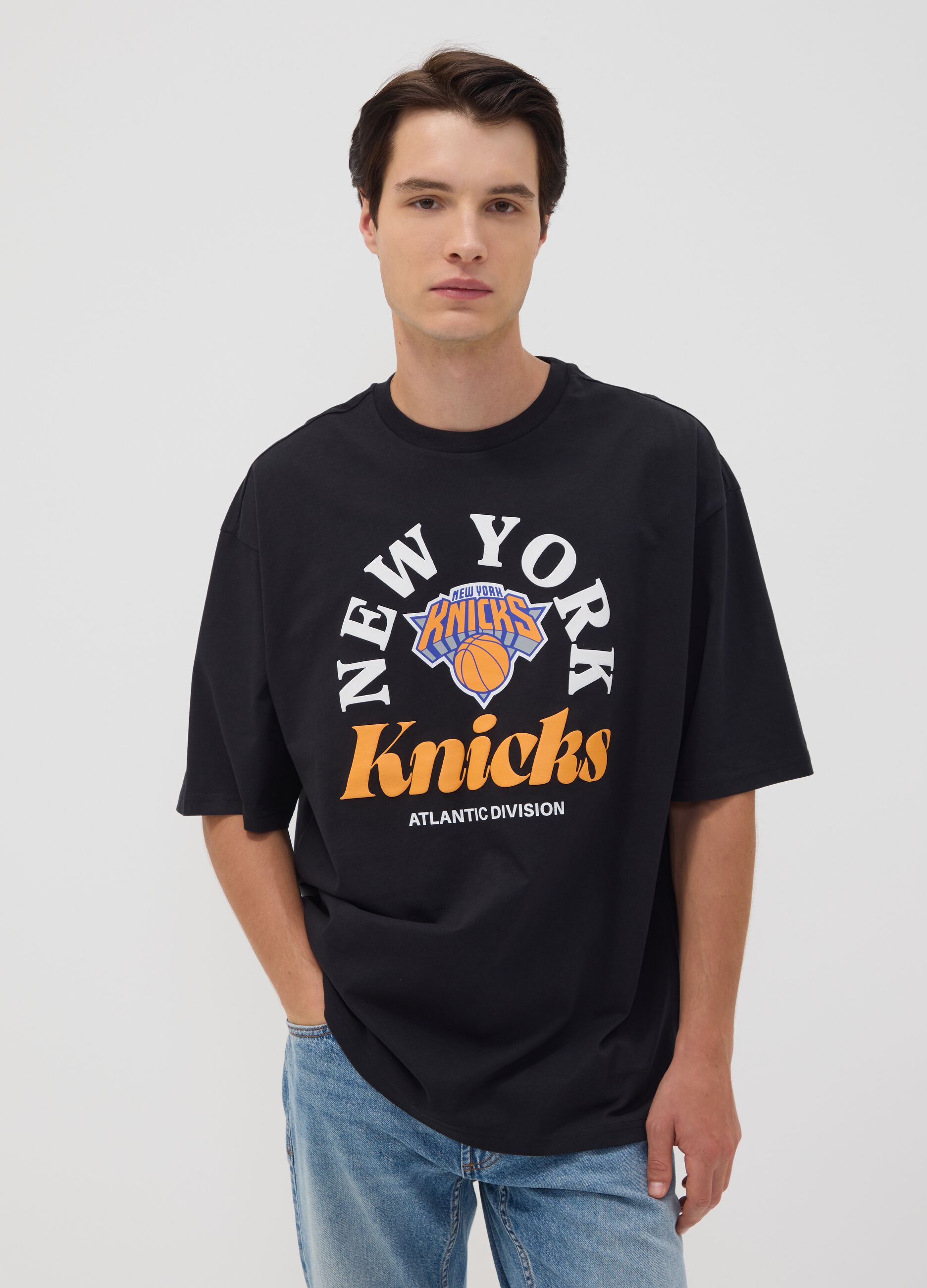 T-shirt noir en pur coton avec imprim&eacute; New York Knicks