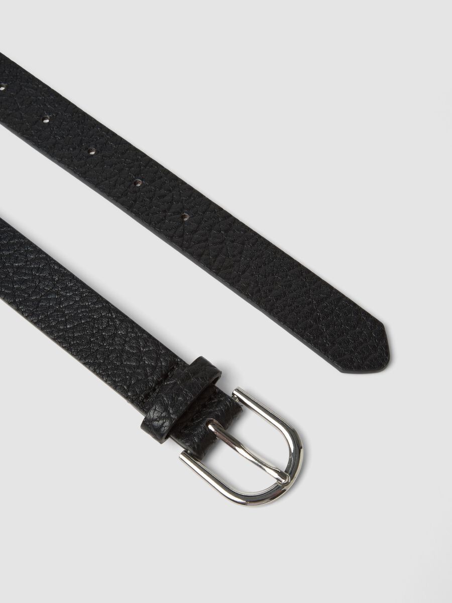 Black hammered-effect belt with silver buckle_1