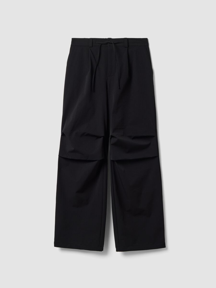 Black stretch-fabric parachute-fit trousers_4