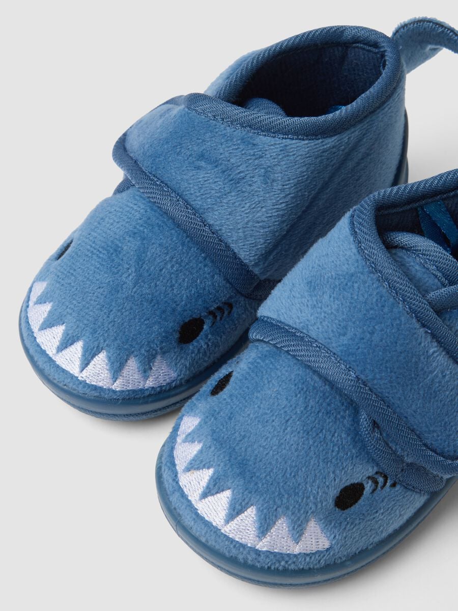 Blue shark slippers with Velcro fastening_1