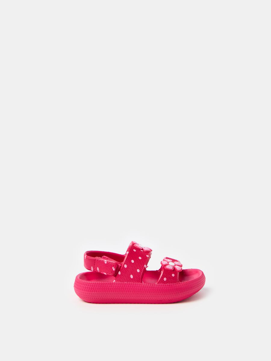 Thong sandals with small flowers_0