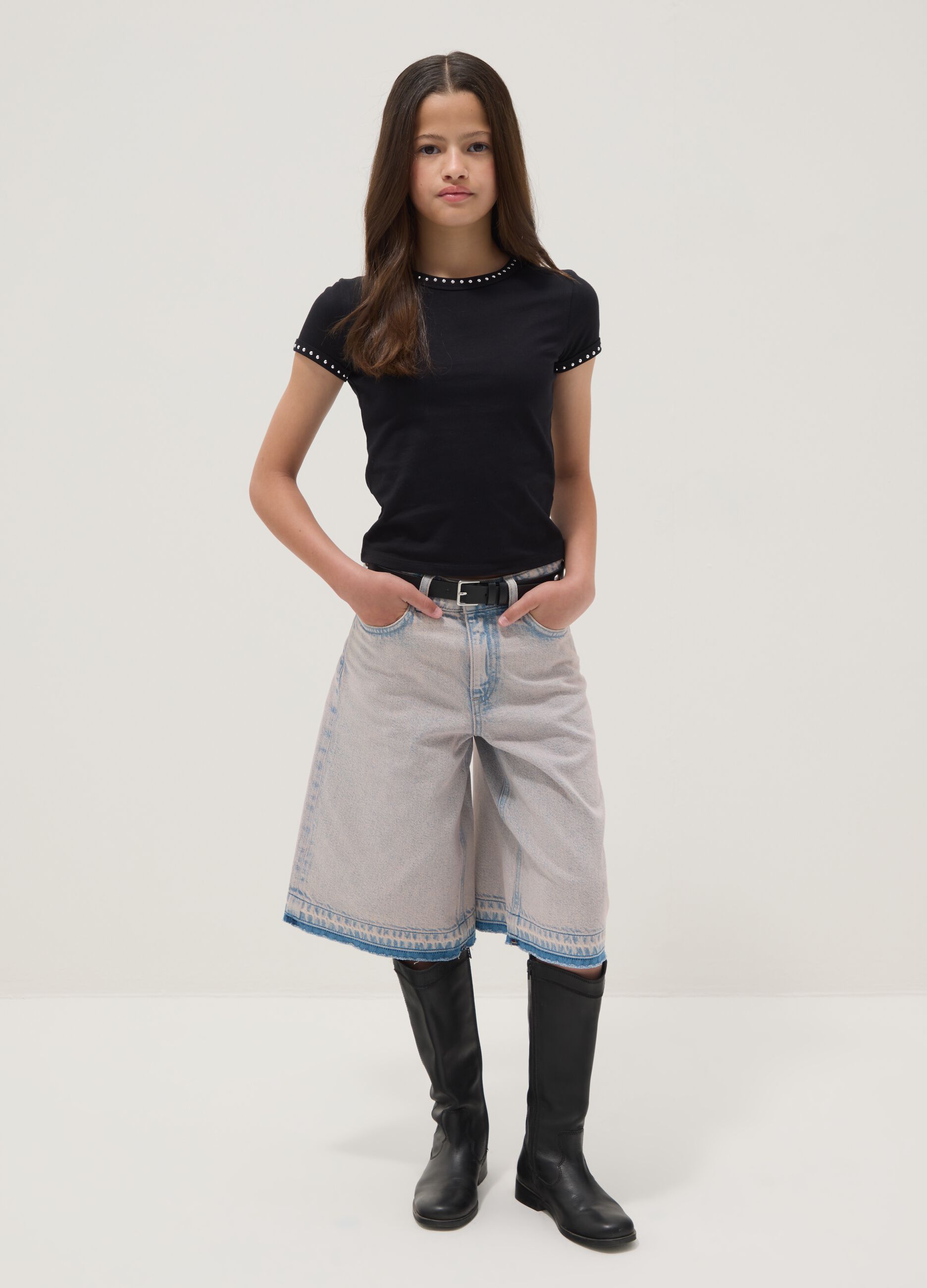 Light blue denim shorts in pure cotton