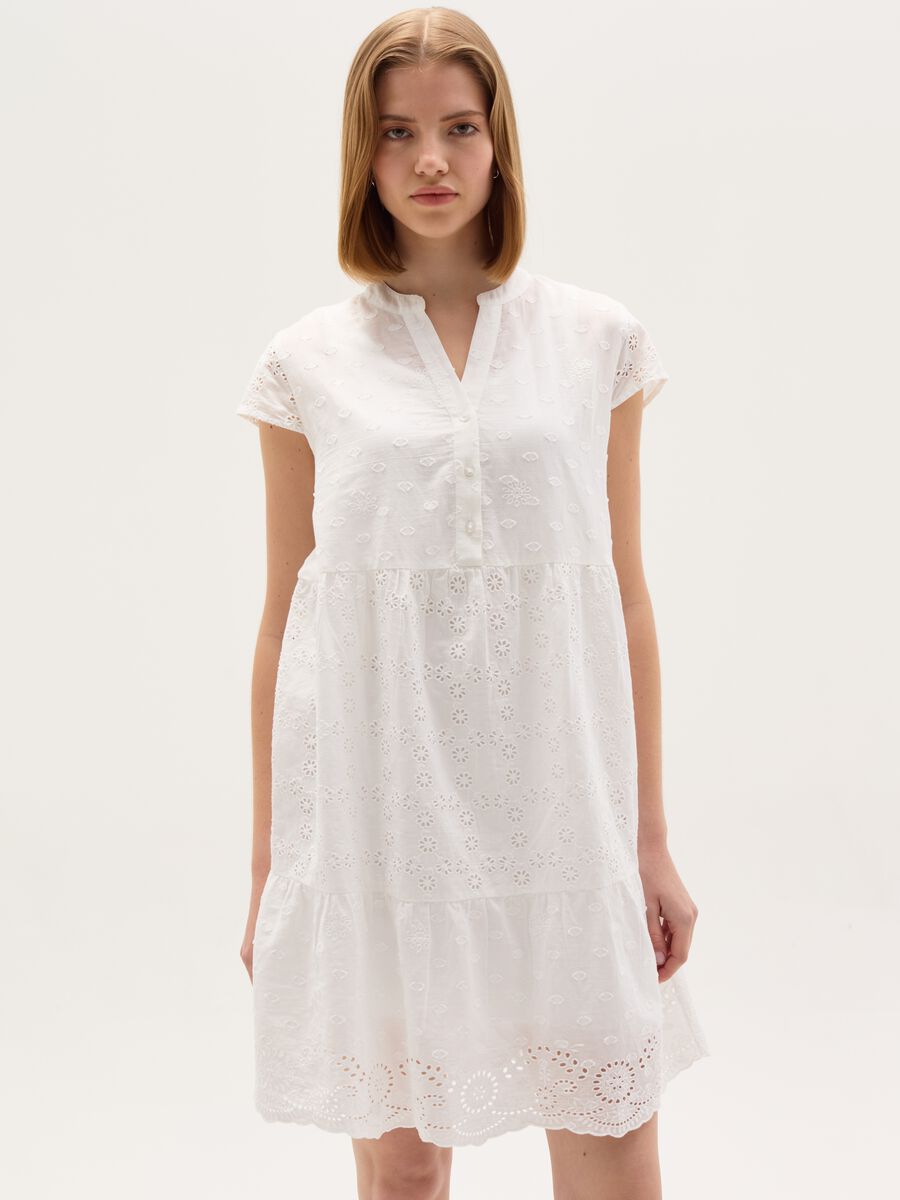 Maternity dress in cotton dobby and broderie anglaise_1