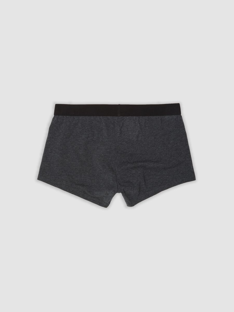 Tripack di boxer neri, grigio scuro melange e rosa cipria in cotone organico elasticizzato_1