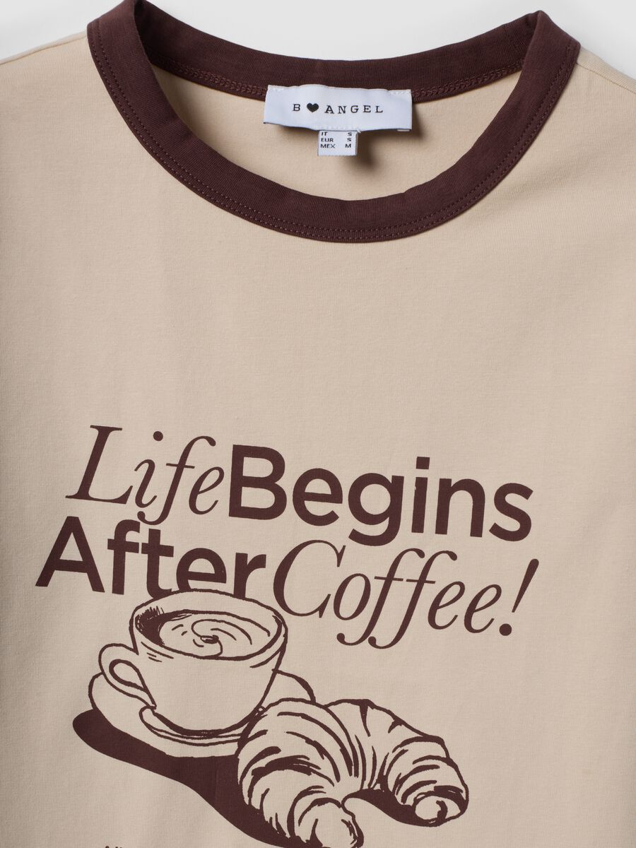 Pink cotton T-shirt with front graphic print and contrast trims_5