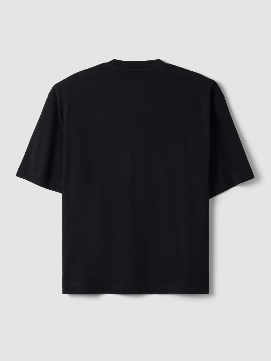Black pure cotton crew-neck T-shirt with chest pocket, boxy fit_6