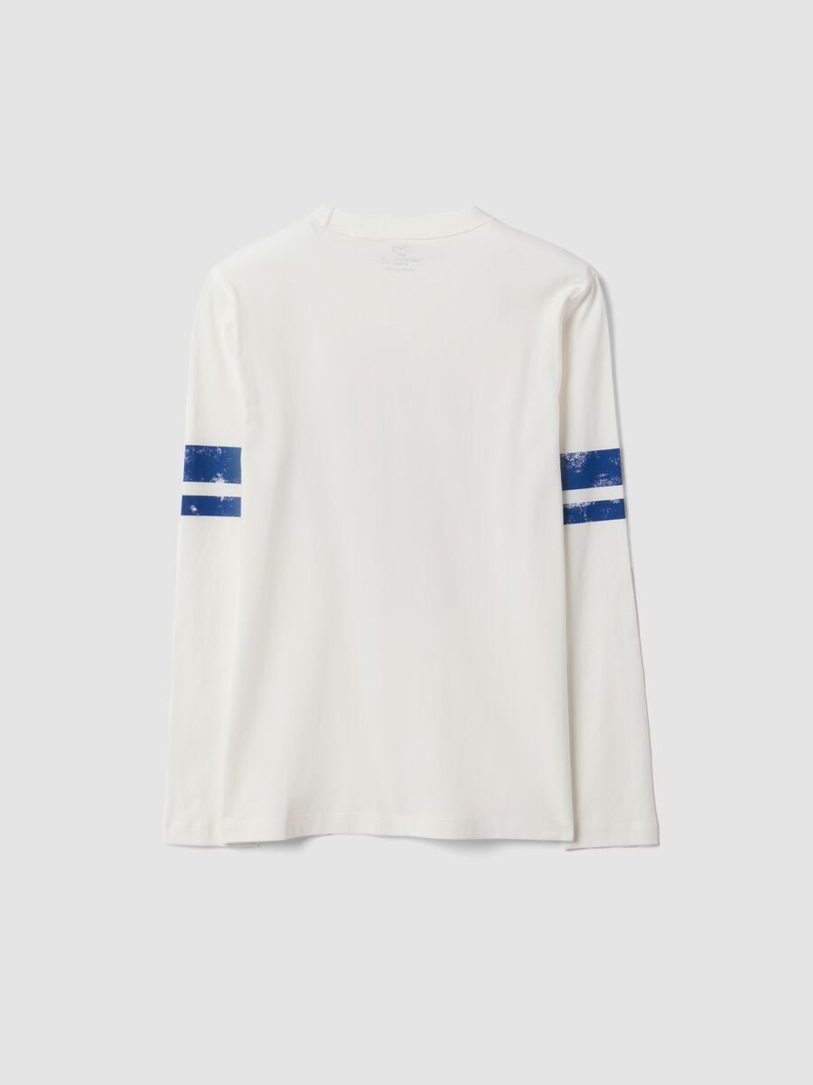 T-shirt bianca in puro cotone organico con stampa college per ragazzo_1