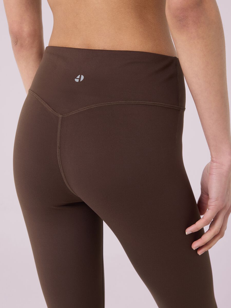 High-waisted leggings in technical fabric by ALTAVIA STUDIO_3