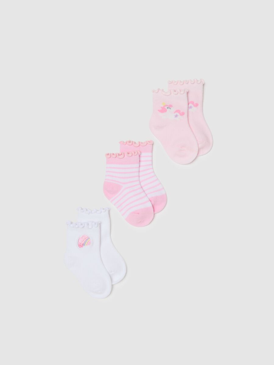 Three-pack of short elasticated cotton socks in multicolour for babies_0