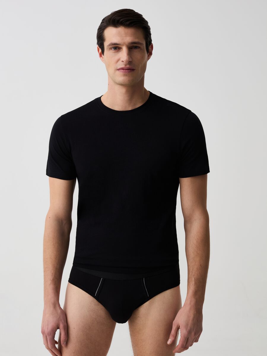 Two-pack briefs with contrasting piping_0