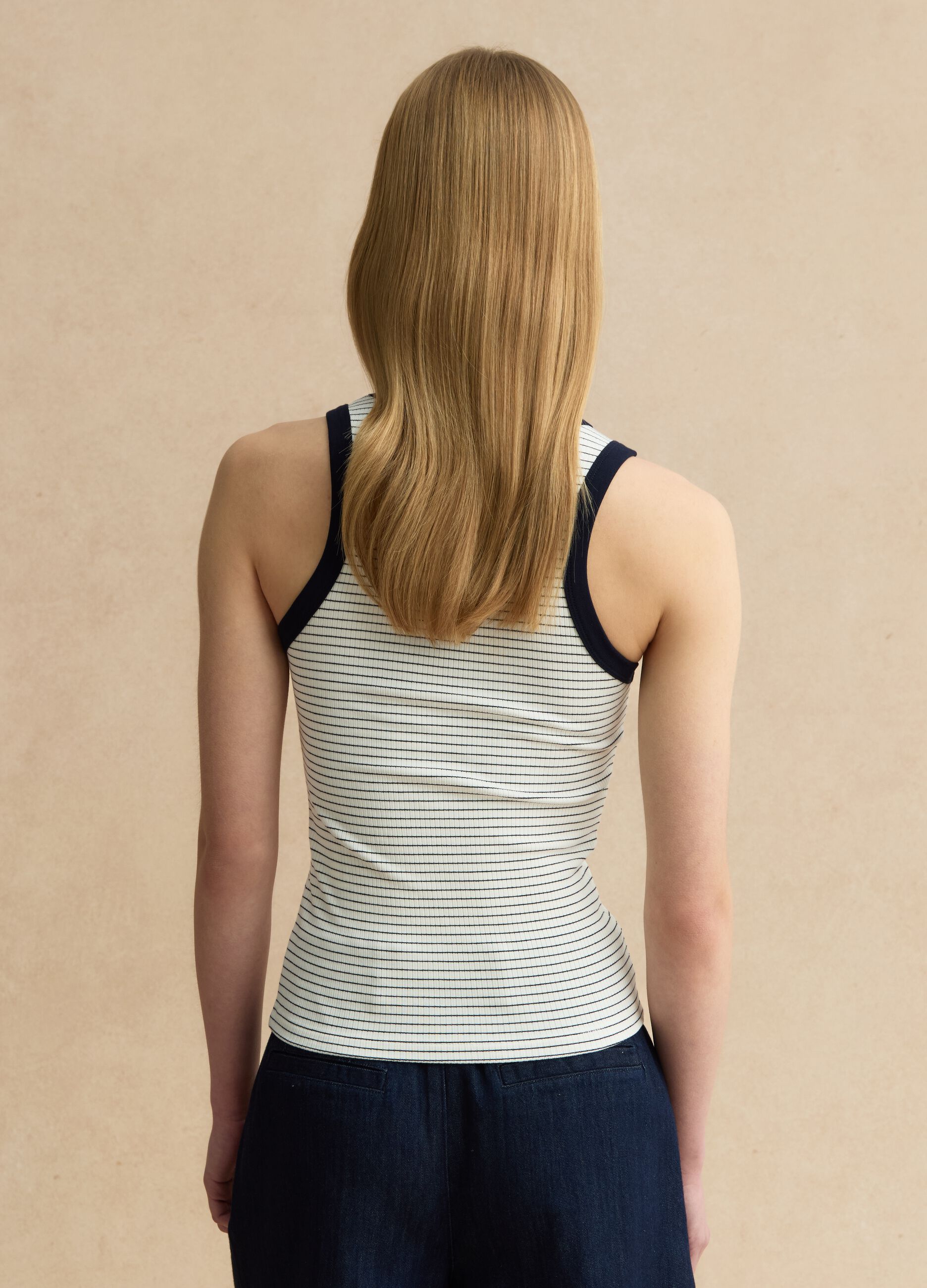 Wei&szlig;es Tanktop aus elastischer Viskose im Regular Fit mit blauen Details