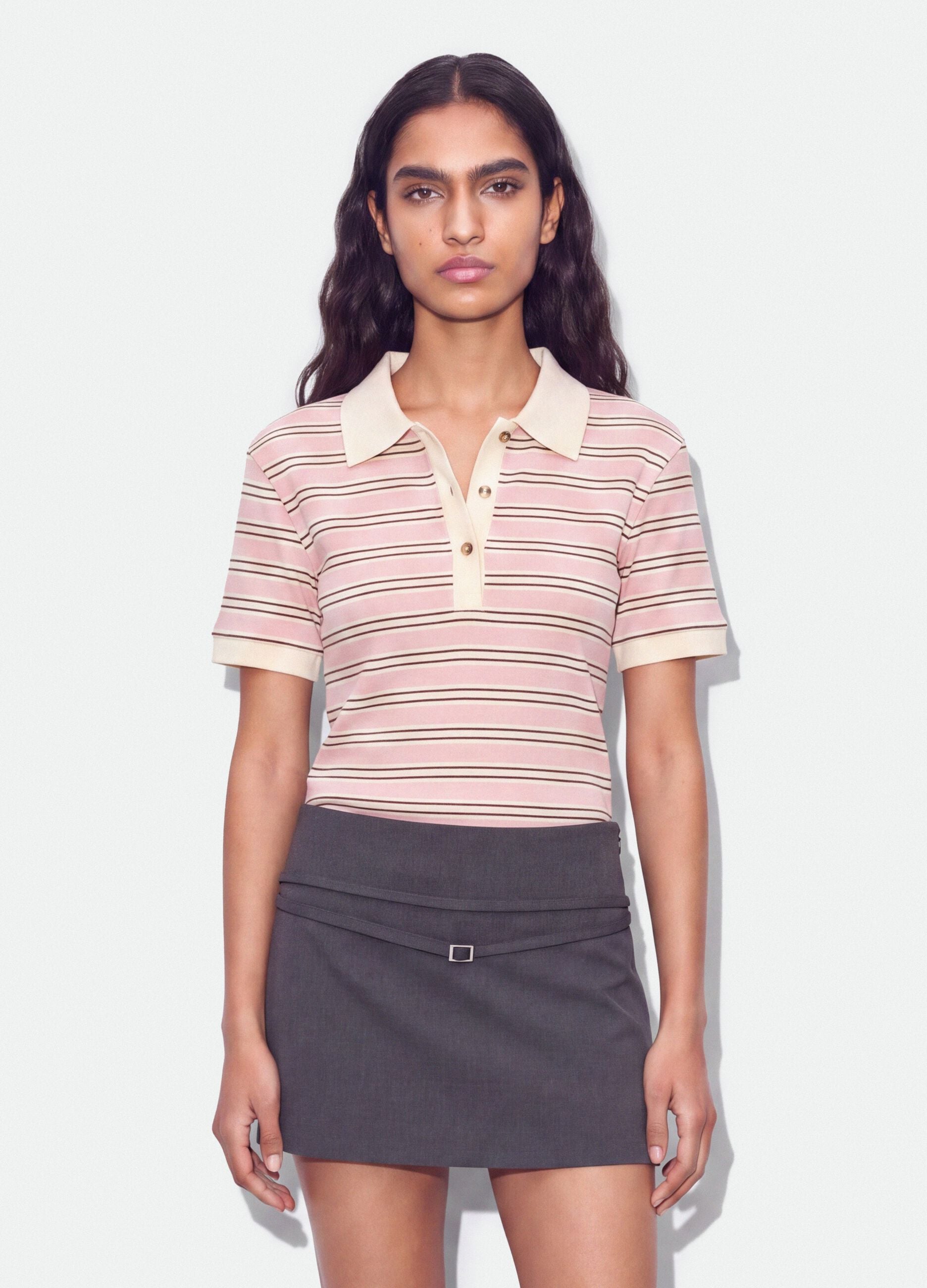 Polo crop rosa in cotone elasticizzato a righe regular fit