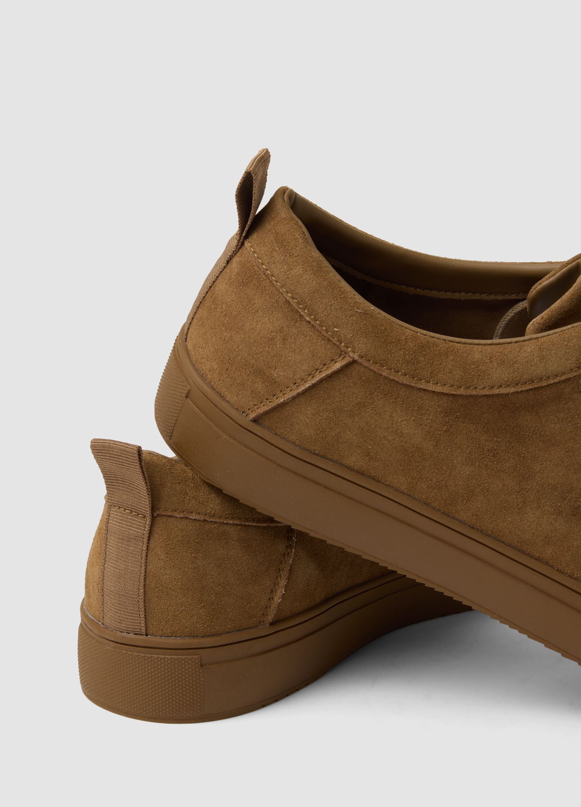 Braune klassische Schn&uuml;rschuhe aus echtem Leder