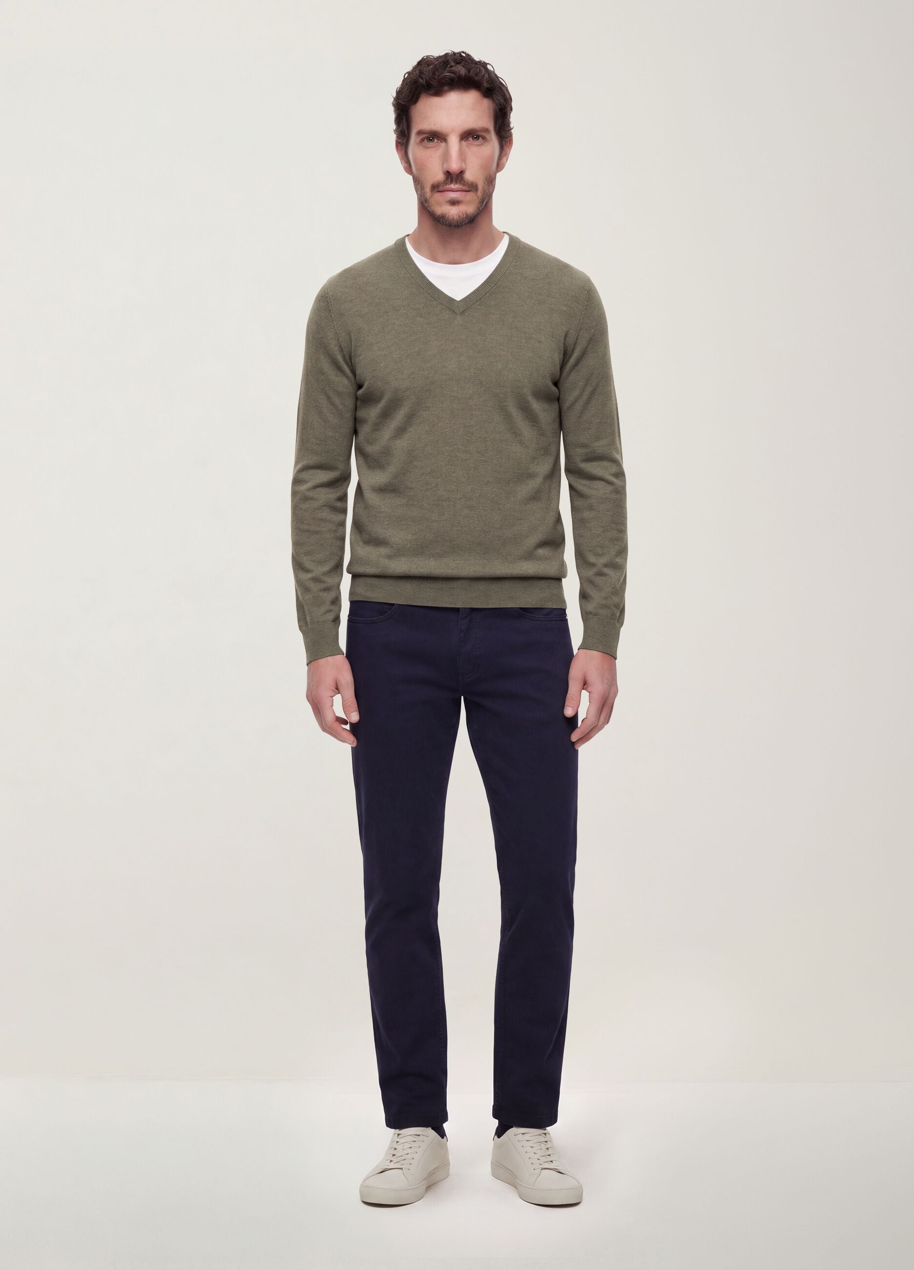 Grey V-neck viscose-blend jumper, regular fit
