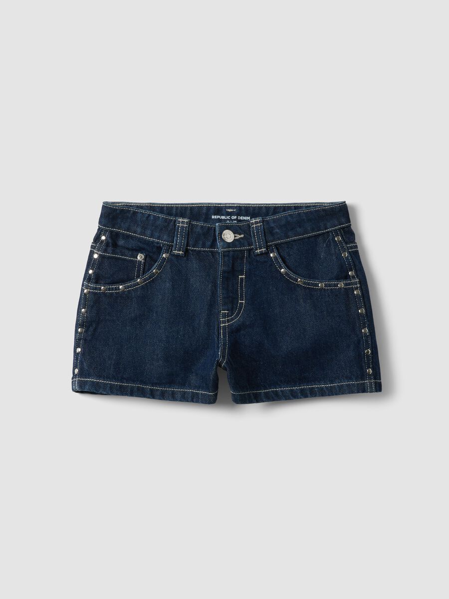 Blue pure-cotton denim shorts for girls, skater fit with studs_3