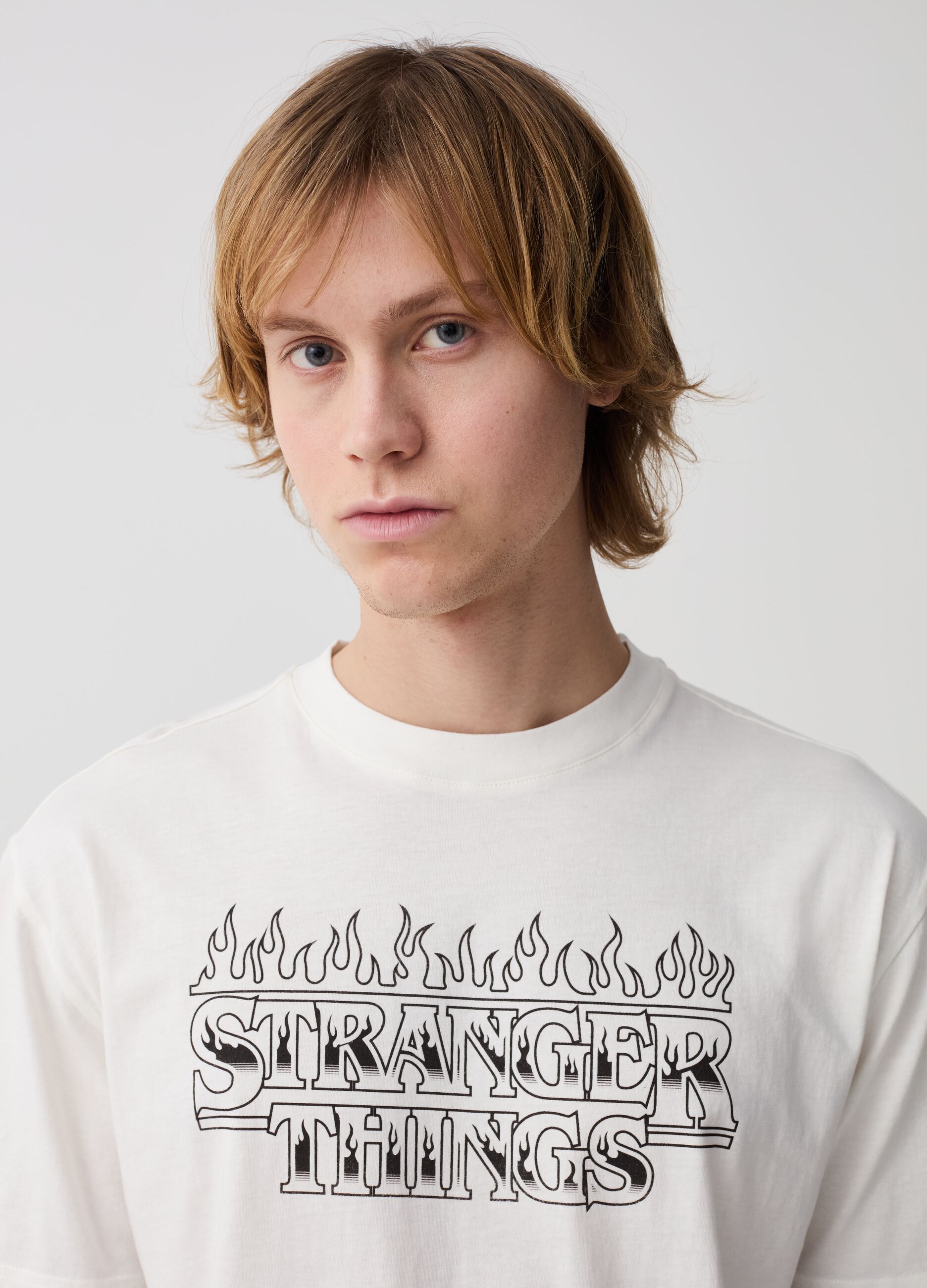 T-shirt Tie Dye con stampa Stranger Things