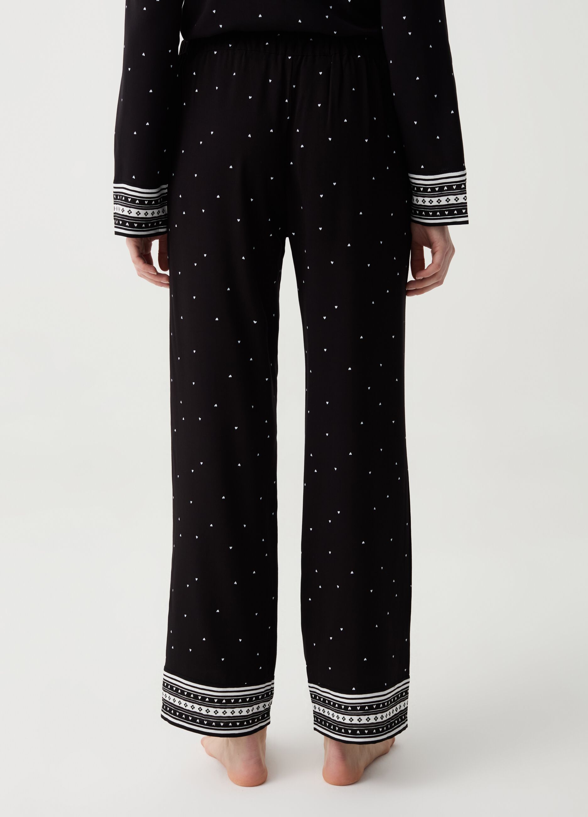 Pyjama trousers with small hearts print