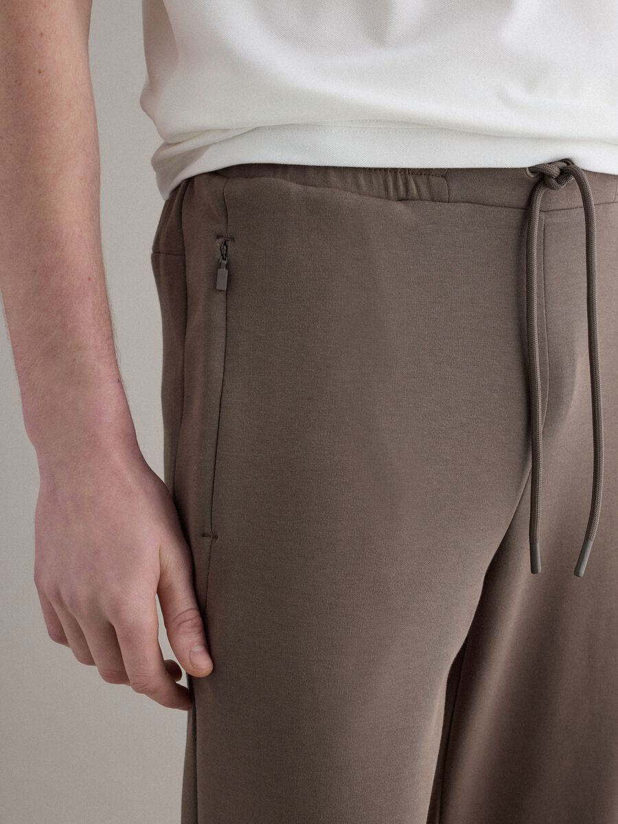 Brown regular fit stretch cotton blend jogger trousers_3