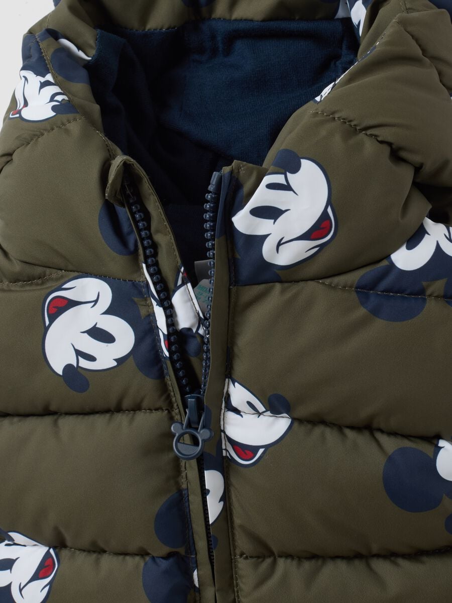 Green padded hooded gilet with Mickey print for boys_2