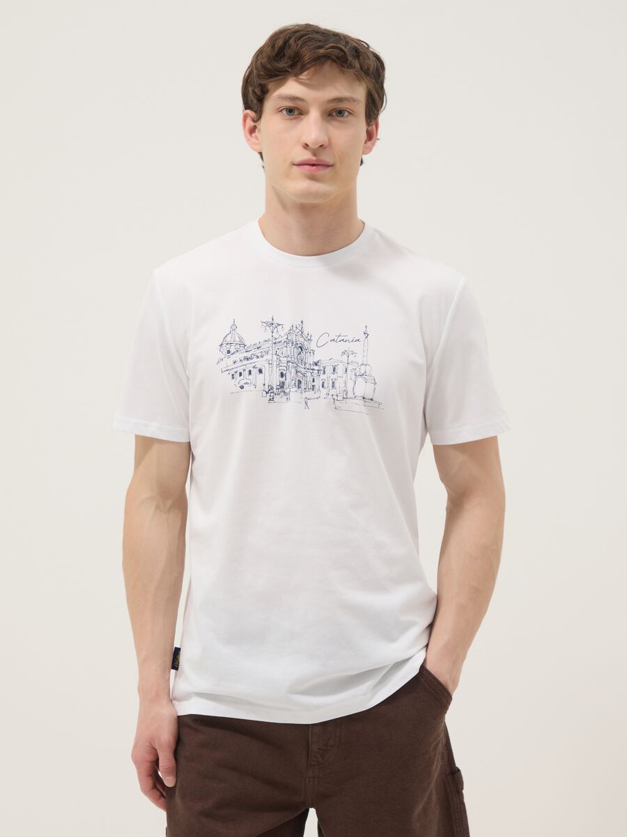Wei&szlig;es T-Shirt aus reiner Baumwolle mit Print, Regular Fit_0