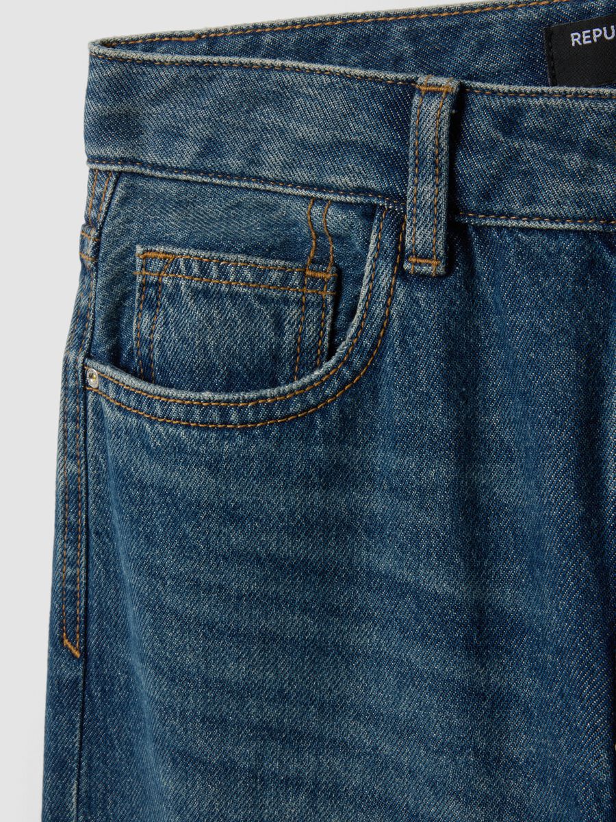 Straight-Fit-Jeans aus reiner Baumwolle in Dunkelblau_6