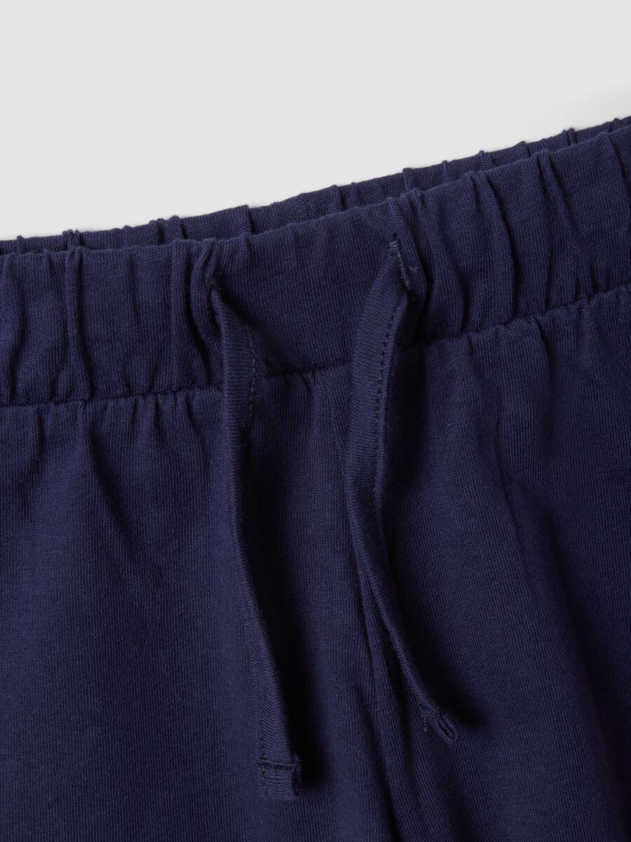 Multicoloured pure cotton t-shirt and shorts set for girls regular fit_3