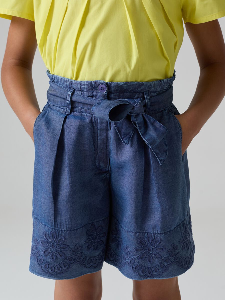 Shorts in TENCEL™ Lyocell with embroidery_1
