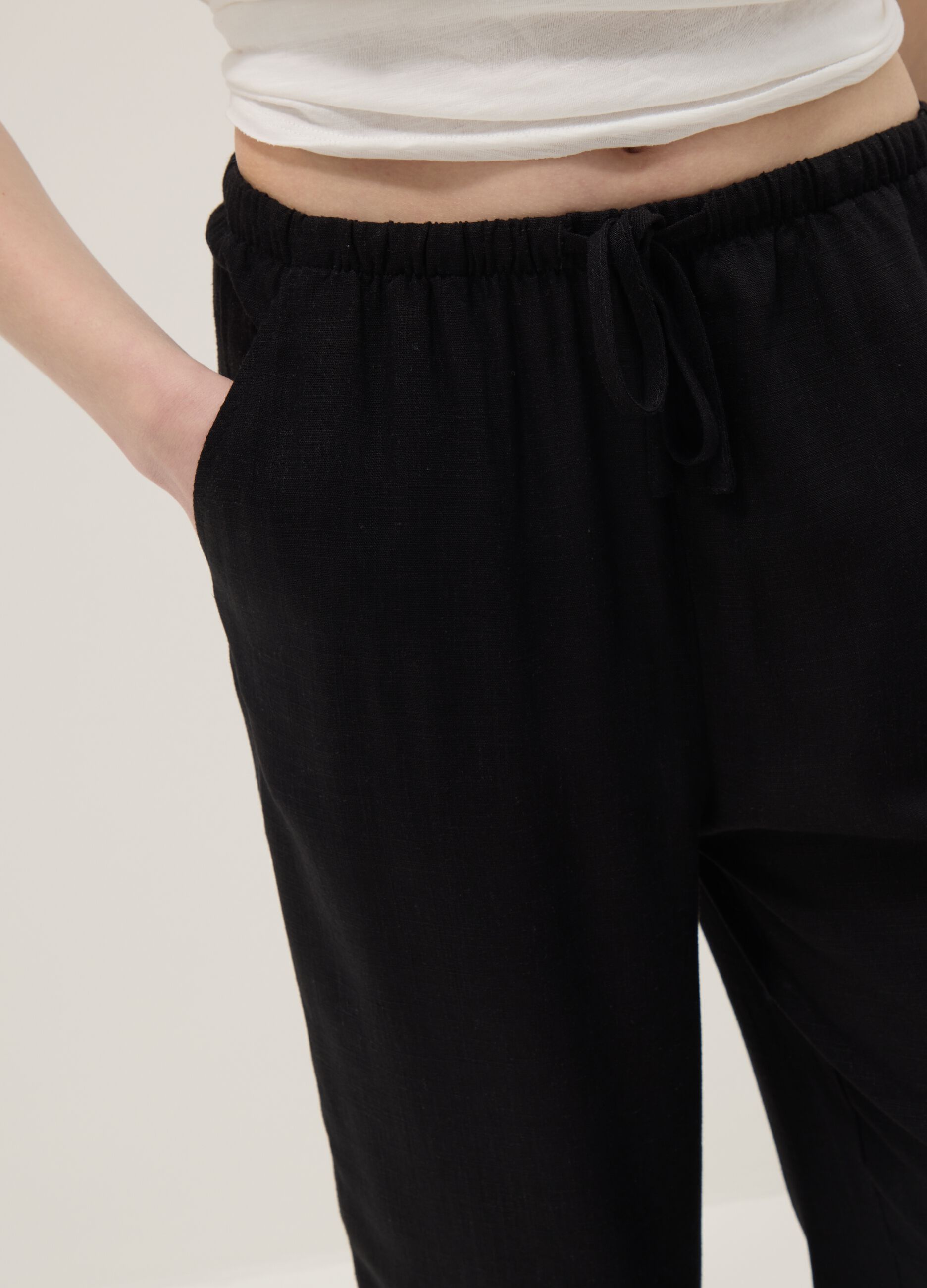 Black viscose and linen blend joggers &ndash; relaxed fit