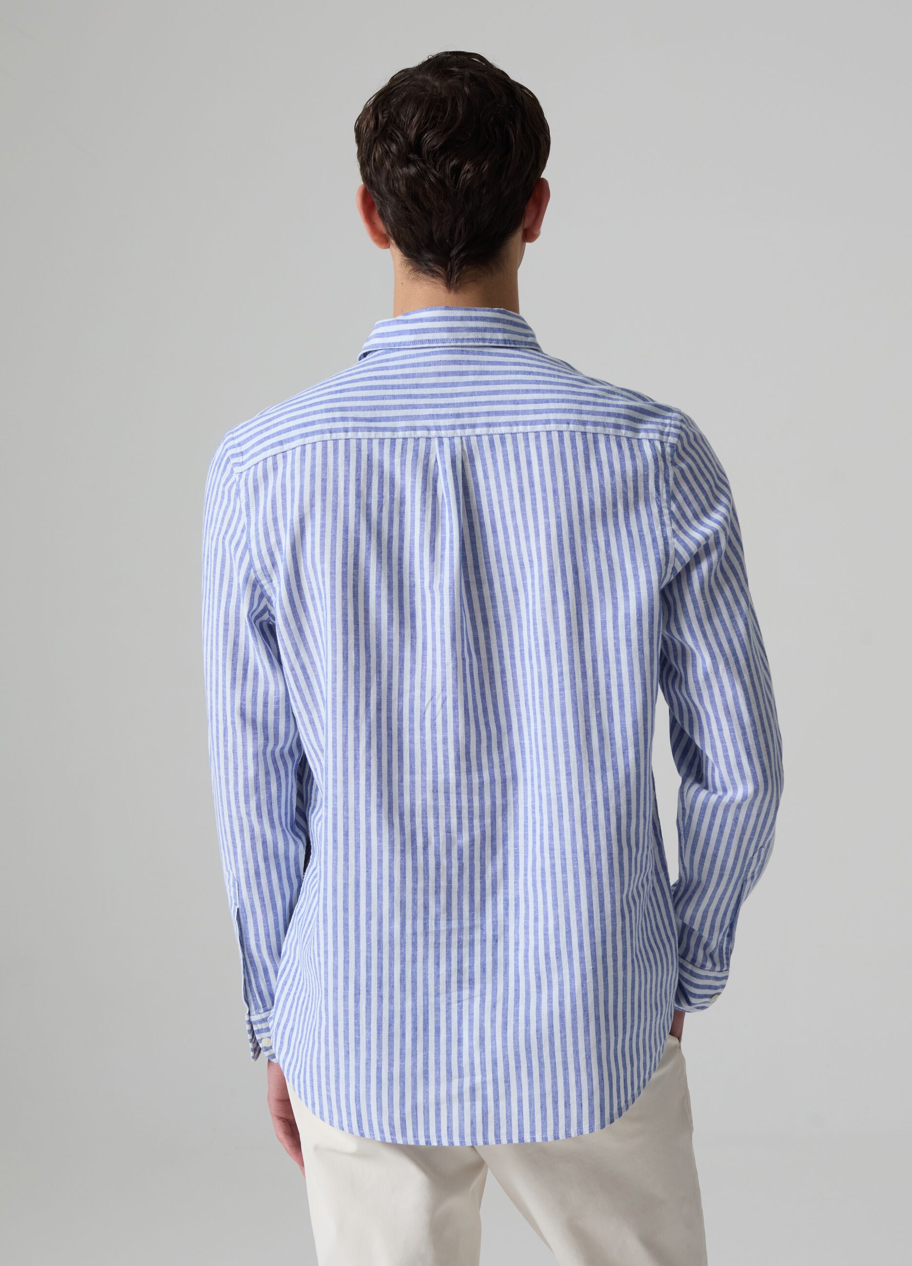 Regular-fit striped shirt with button-down collar