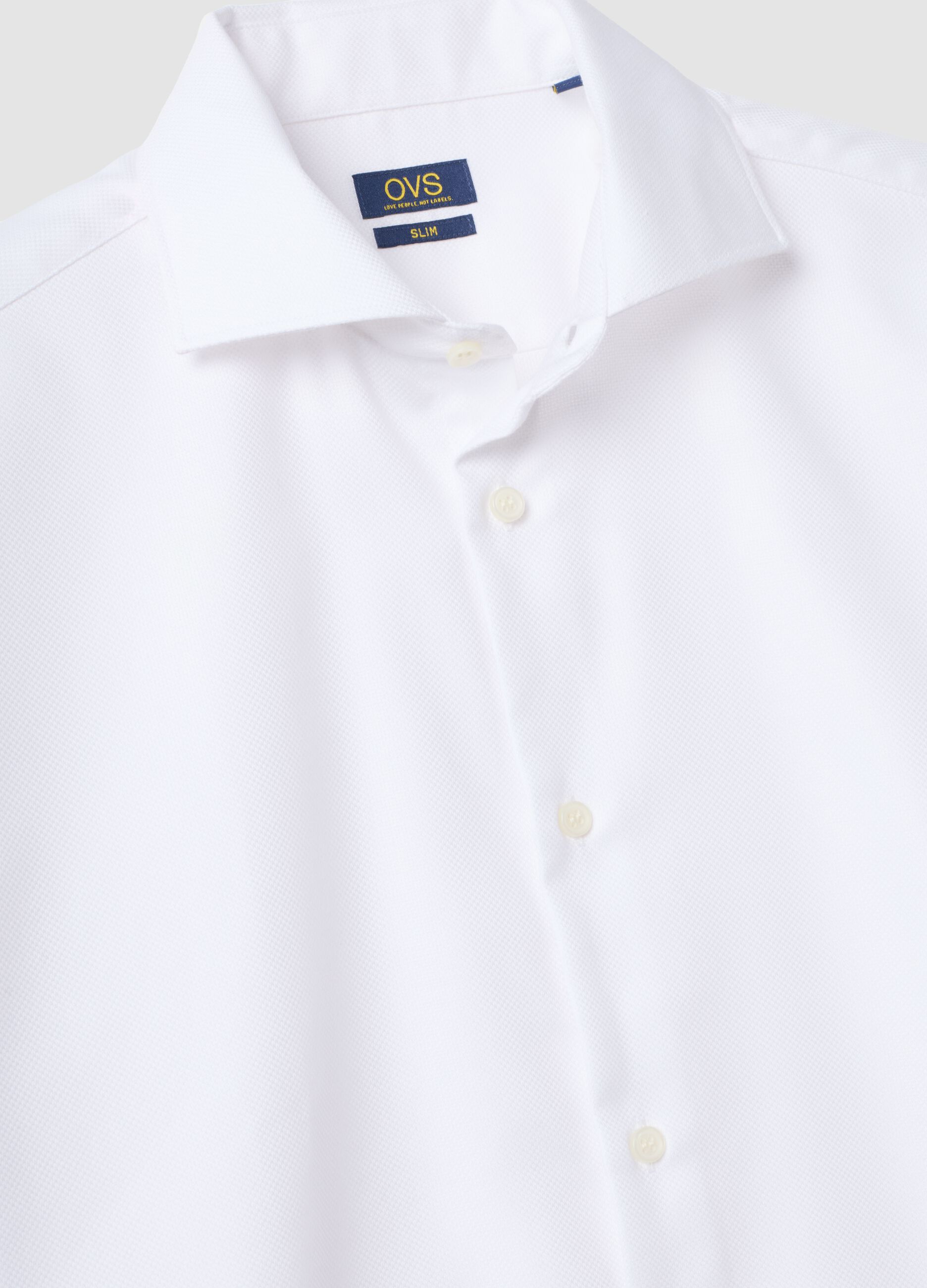 White slim-fit pure cotton shirt with cutaway collar