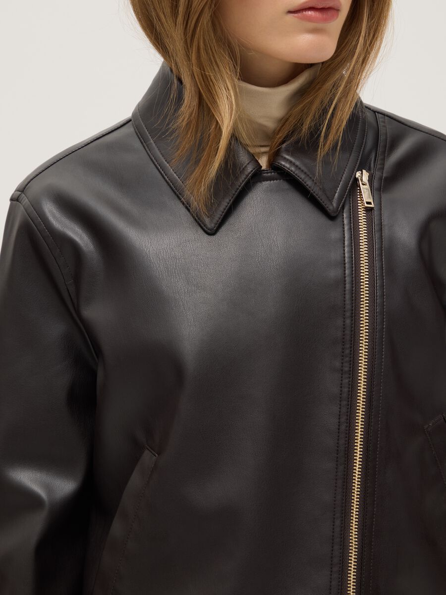 Black regular fit full zip jacket_3