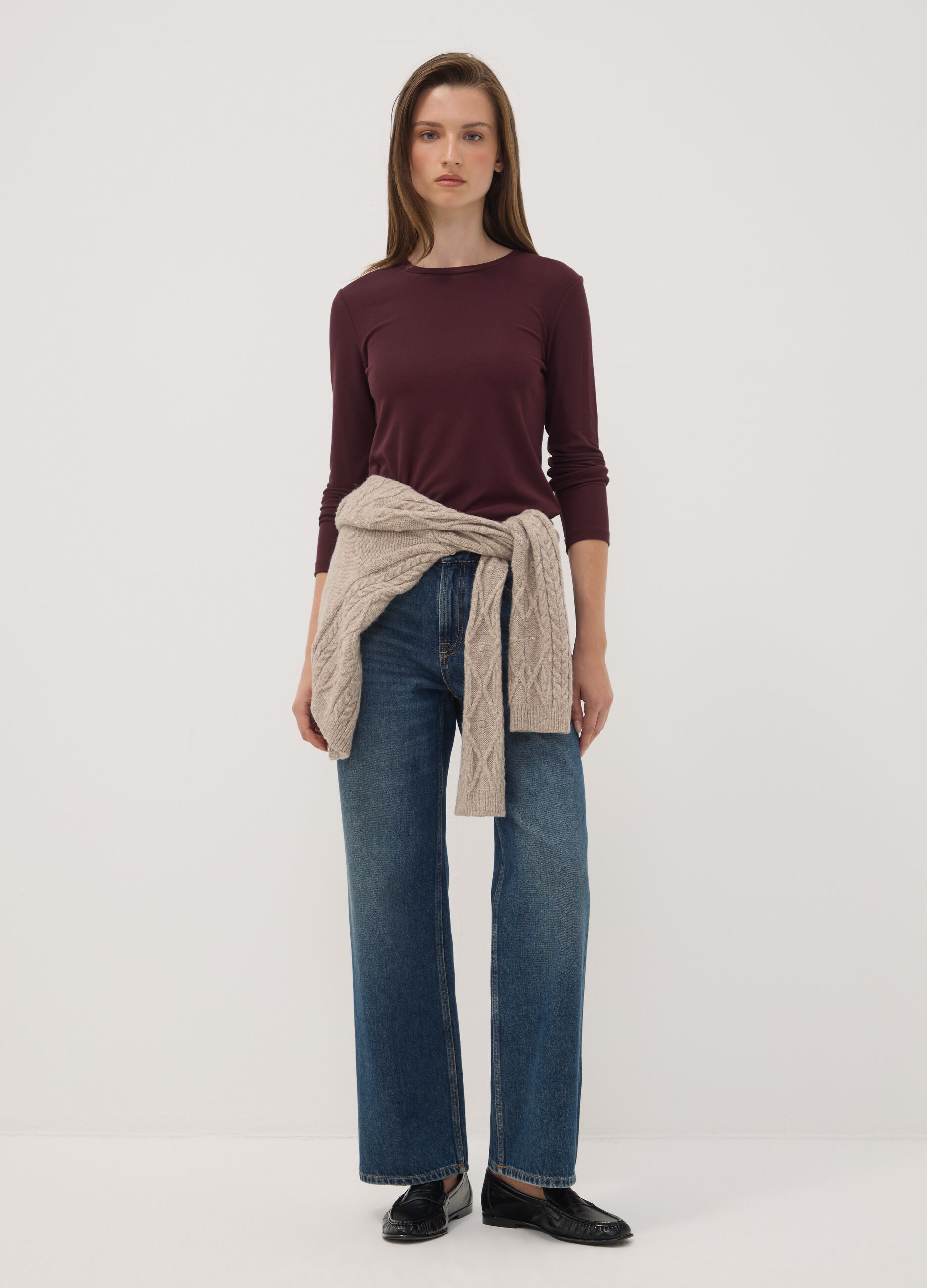 T-shirt viola girocollo in viscosa e lana elasticizzata regular fit
