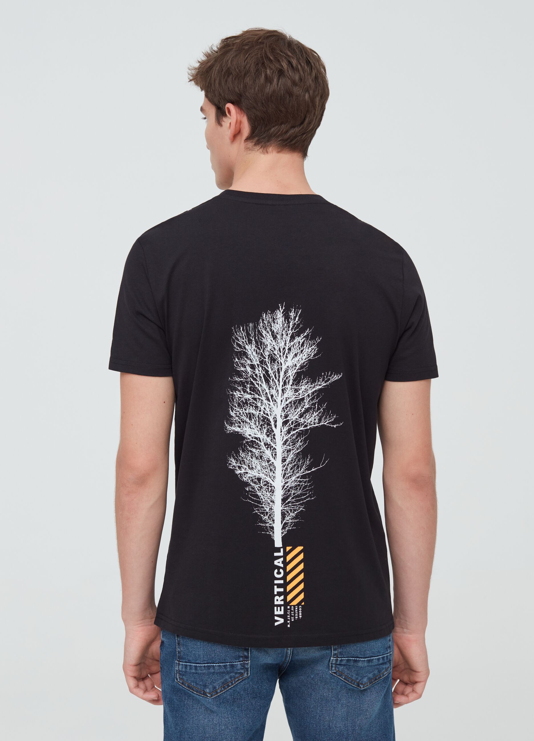 100% cotton T-shirt with tree print